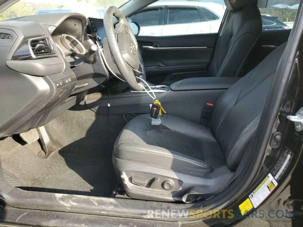 7 Photograph of a damaged car 4T1F11AKXRU880333 TOYOTA CAMRY 2024