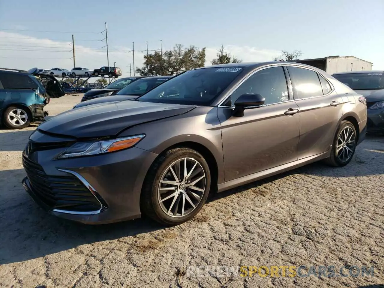 1 Photograph of a damaged car 4T1F11AKXRU906090 TOYOTA CAMRY 2024