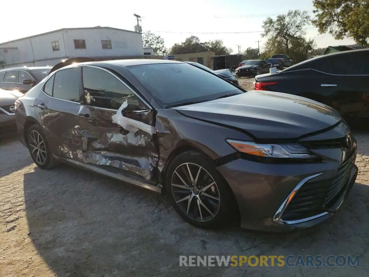 4 Photograph of a damaged car 4T1F11AKXRU906090 TOYOTA CAMRY 2024