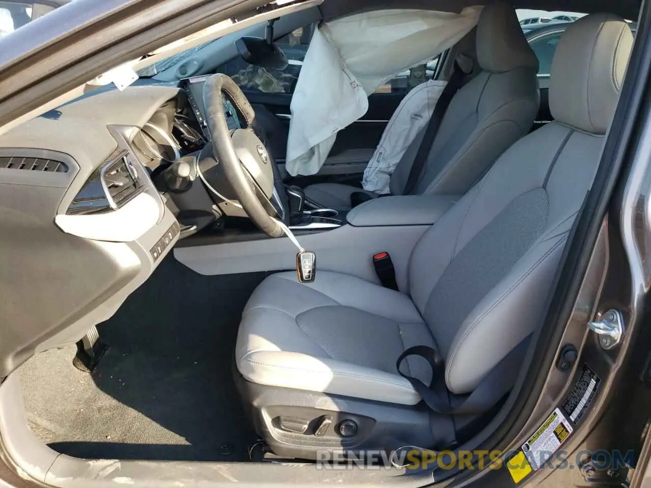 7 Photograph of a damaged car 4T1F11AKXRU906090 TOYOTA CAMRY 2024