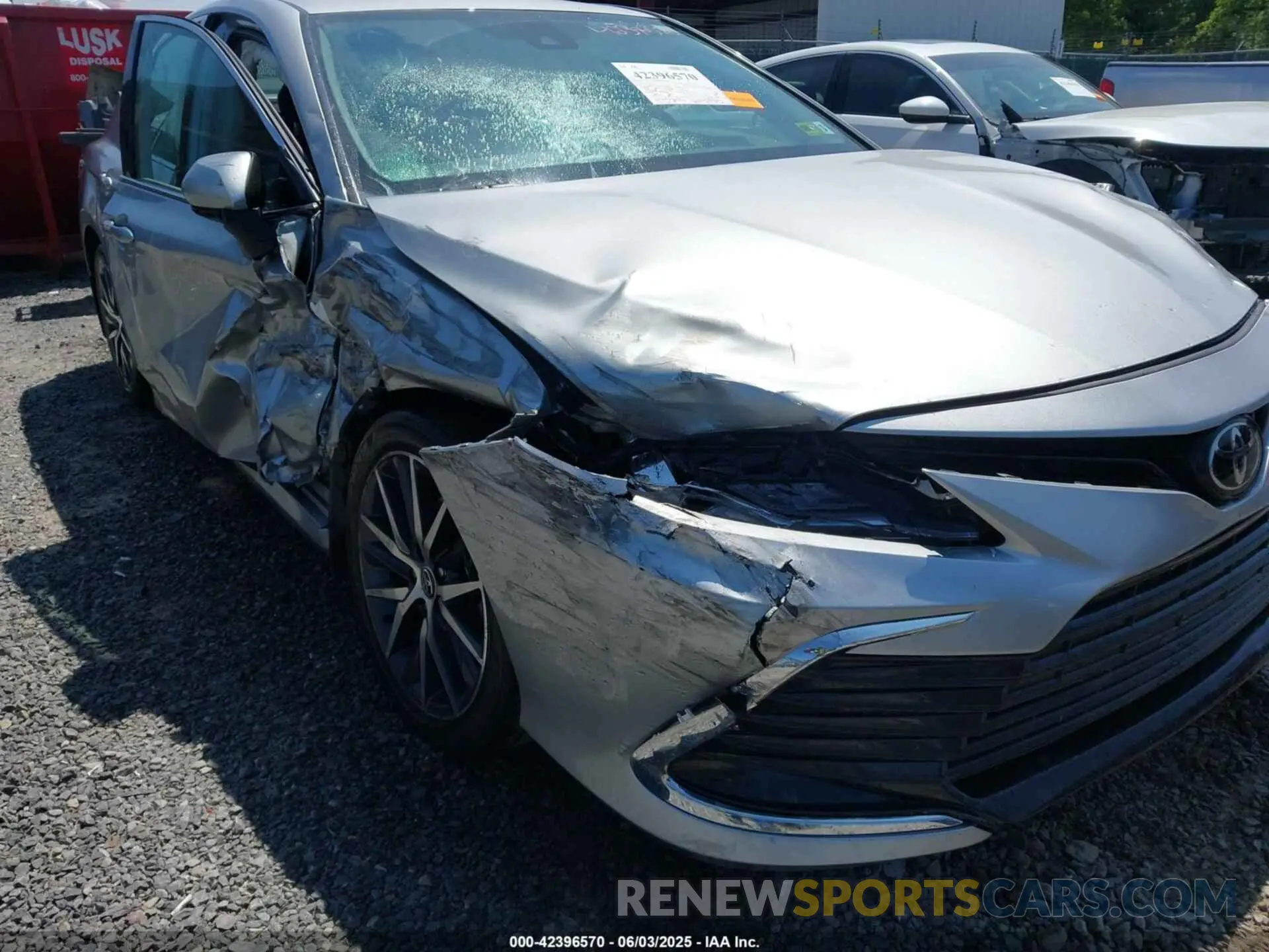 6 Photograph of a damaged car 4T1F11BK8RU127477 TOYOTA CAMRY 2024