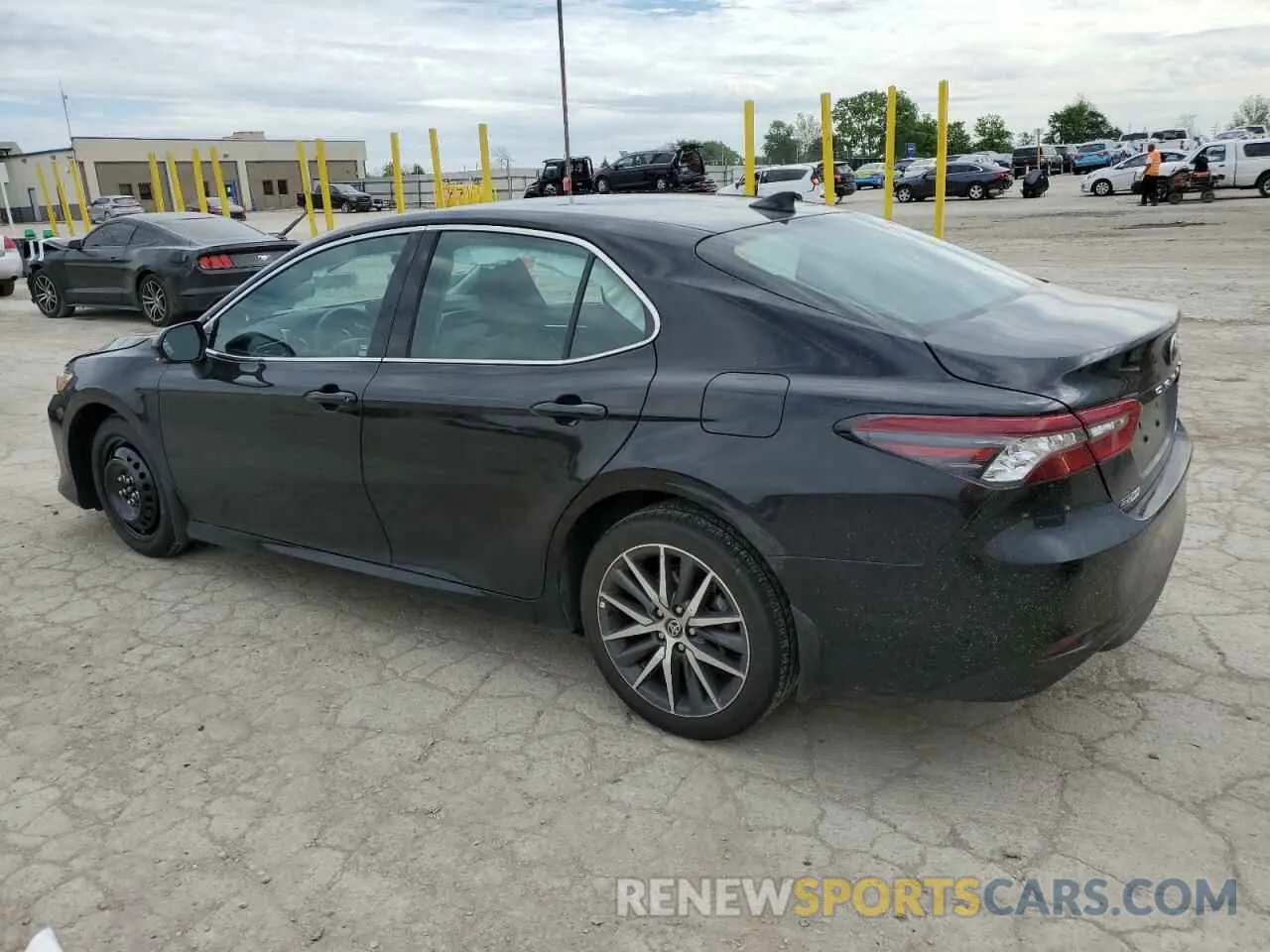 2 Photograph of a damaged car 4T1F11BKXRU130476 TOYOTA CAMRY 2024