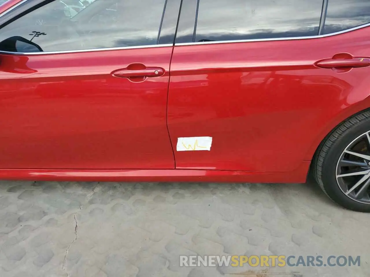12 Photograph of a damaged car 4T1F31AK3RU072058 TOYOTA CAMRY 2024