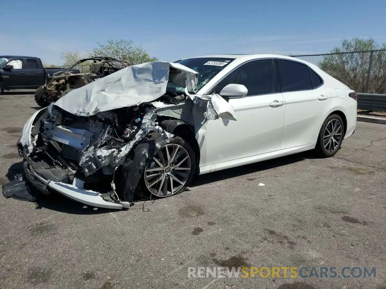 1 Photograph of a damaged car 4T1F31AKXRU067214 TOYOTA CAMRY 2024