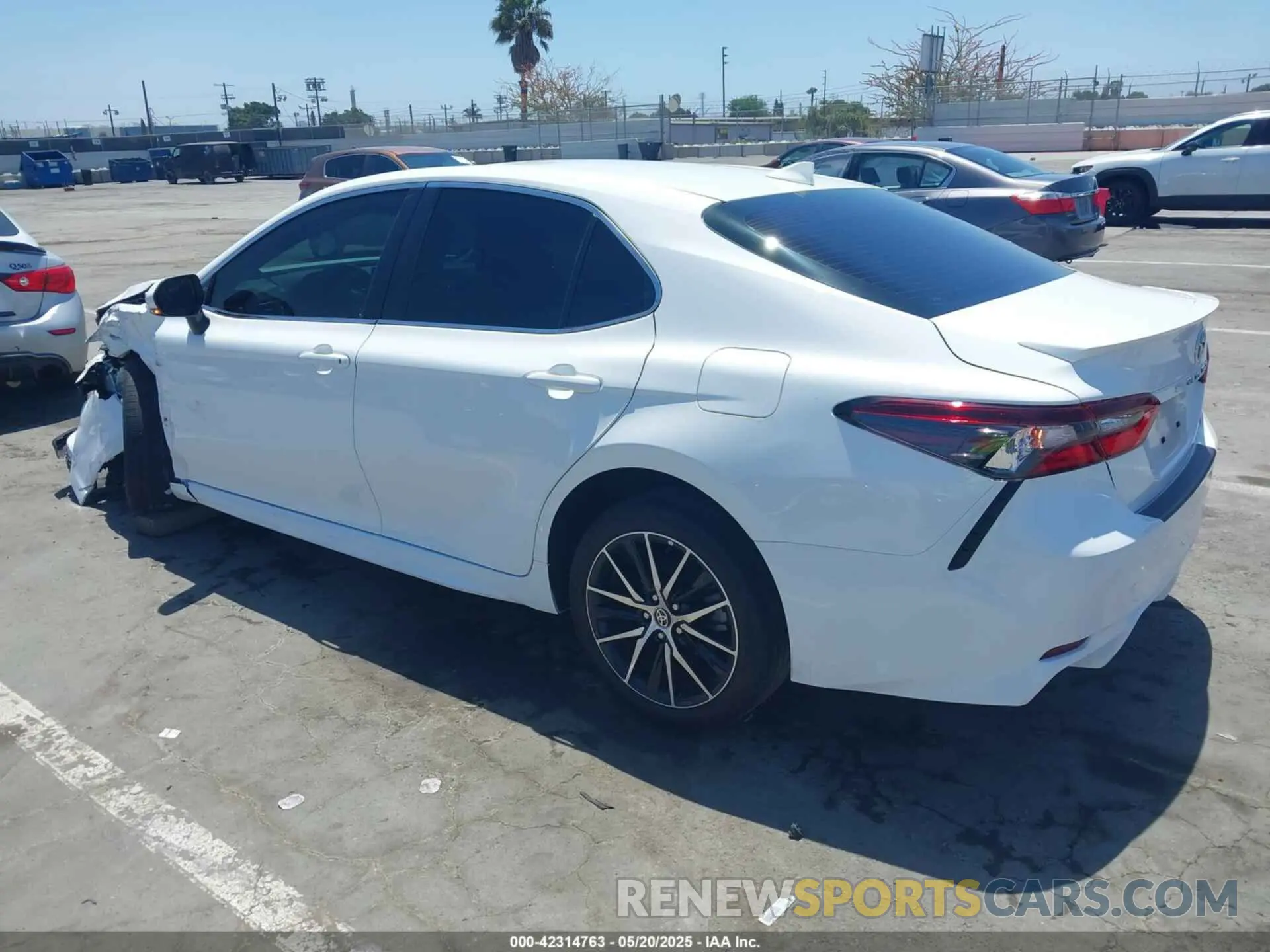 3 Photograph of a damaged car 4T1G11AK0RU234013 TOYOTA CAMRY 2024