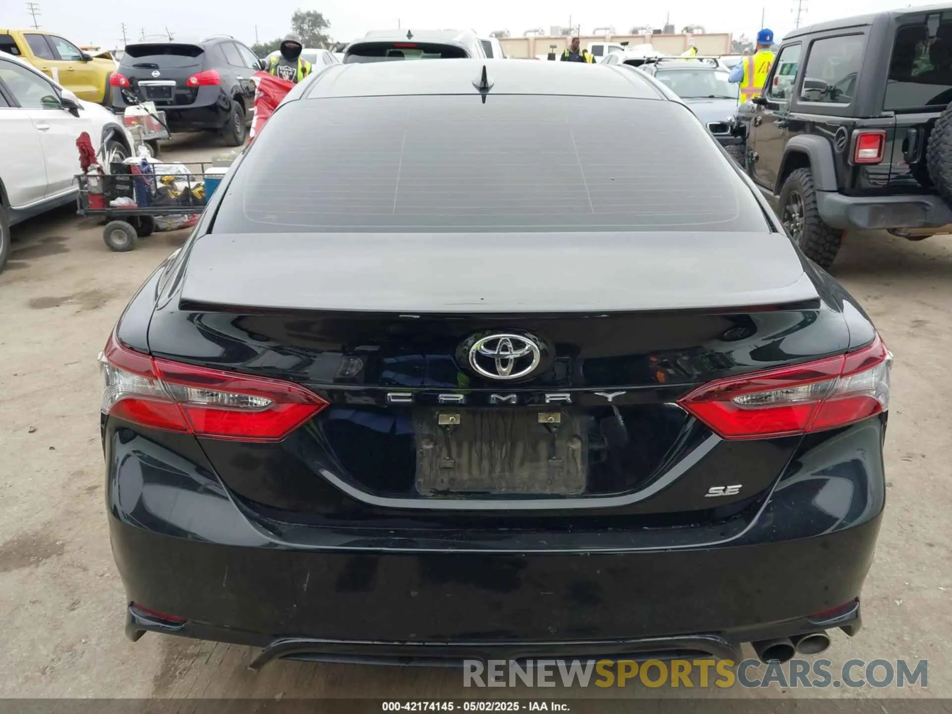 17 Photograph of a damaged car 4T1G11AK0RU847846 TOYOTA CAMRY 2024