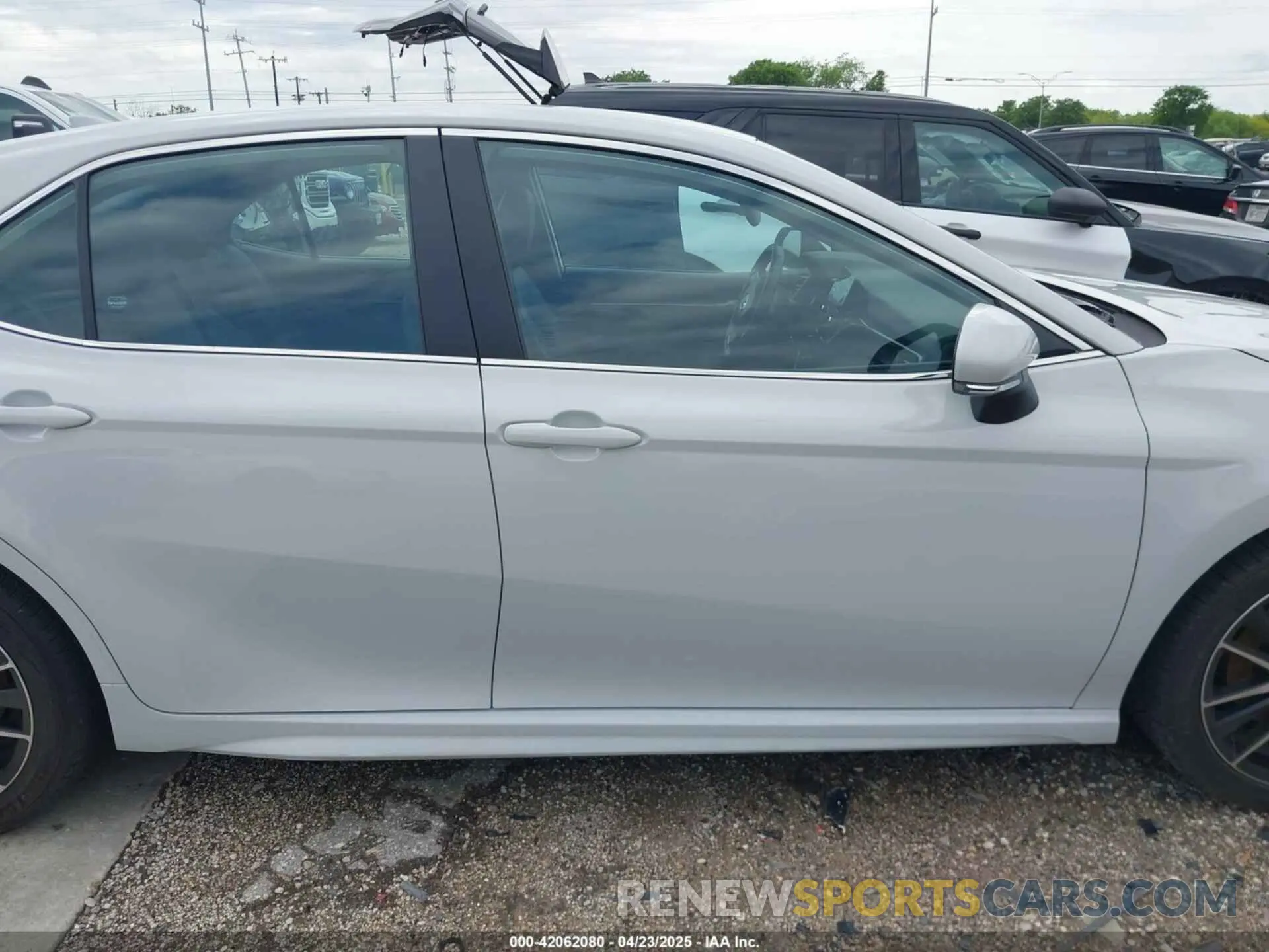 13 Photograph of a damaged car 4T1G11AK1RU212408 TOYOTA CAMRY 2024