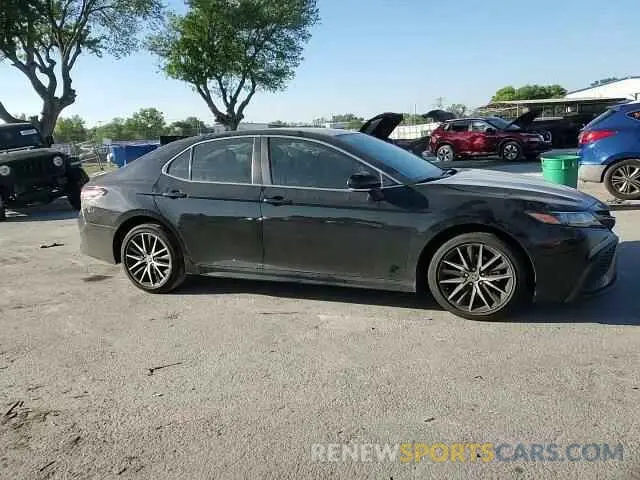 11 Photograph of a damaged car 4T1G11AK1RU232089 TOYOTA CAMRY 2024