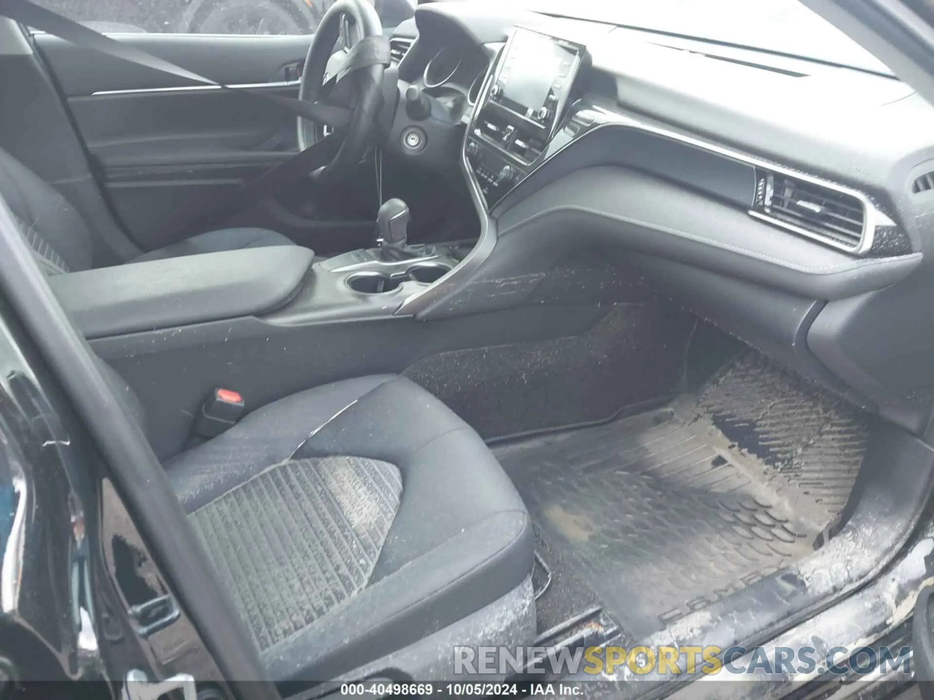 5 Photograph of a damaged car 4T1G11AK1RU258885 TOYOTA CAMRY 2024