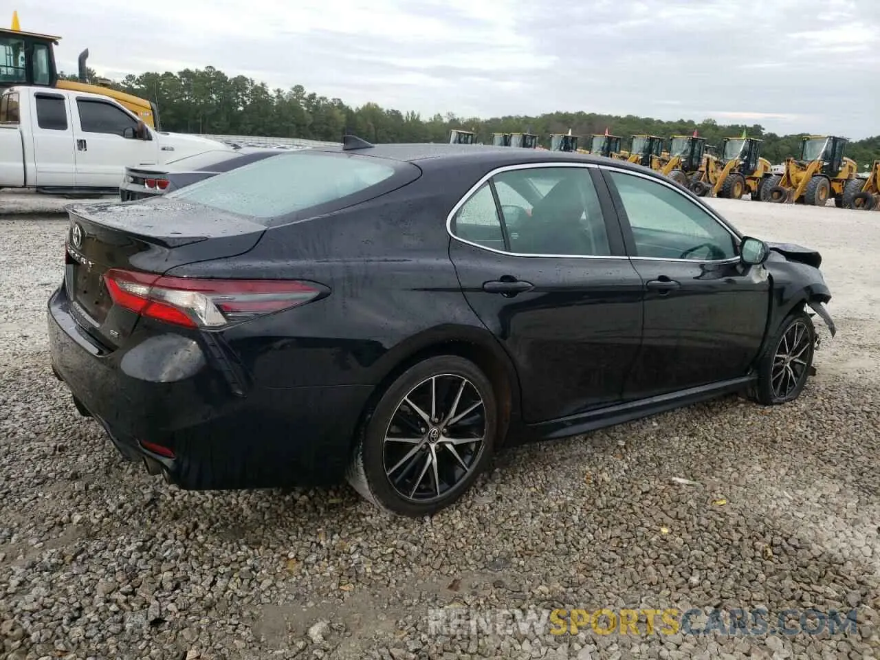 3 Photograph of a damaged car 4T1G11AK1RU847791 TOYOTA CAMRY 2024