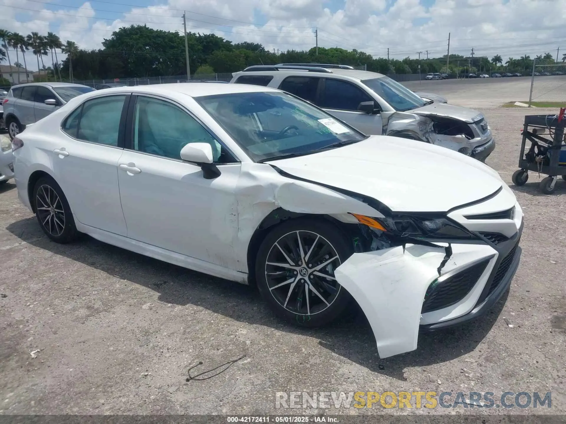 1 Photograph of a damaged car 4T1G11AK1RU888888 TOYOTA CAMRY 2024