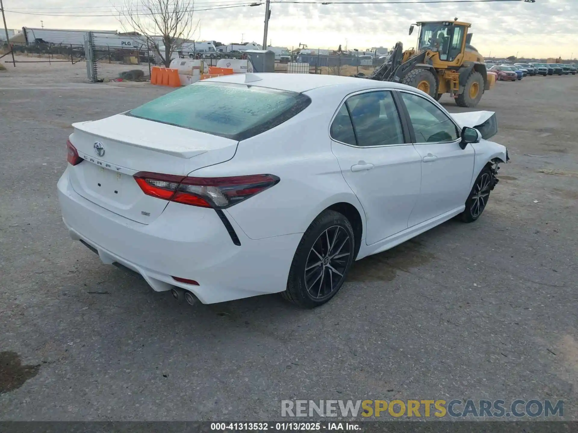 4 Photograph of a damaged car 4T1G11AK2RU238080 TOYOTA CAMRY 2024