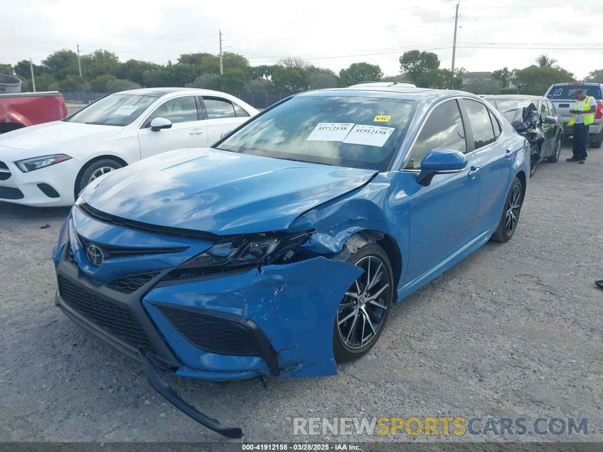 6 Photograph of a damaged car 4T1G11AK3RU241571 TOYOTA CAMRY 2024