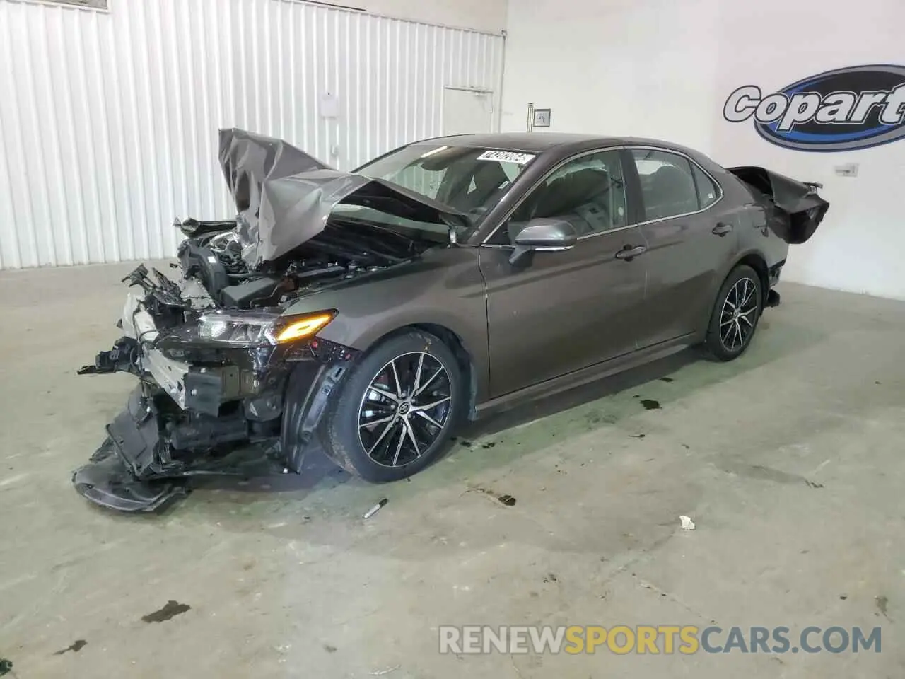 1 Photograph of a damaged car 4T1G11AK3RU890934 TOYOTA CAMRY 2024