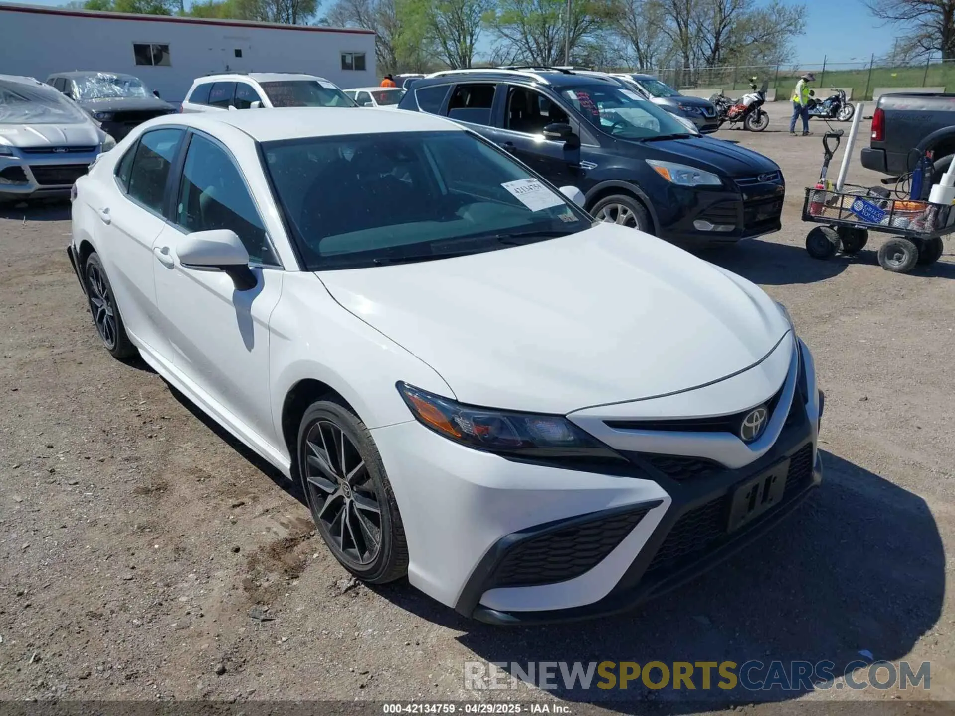 1 Photograph of a damaged car 4T1G11AK4RU247587 TOYOTA CAMRY 2024