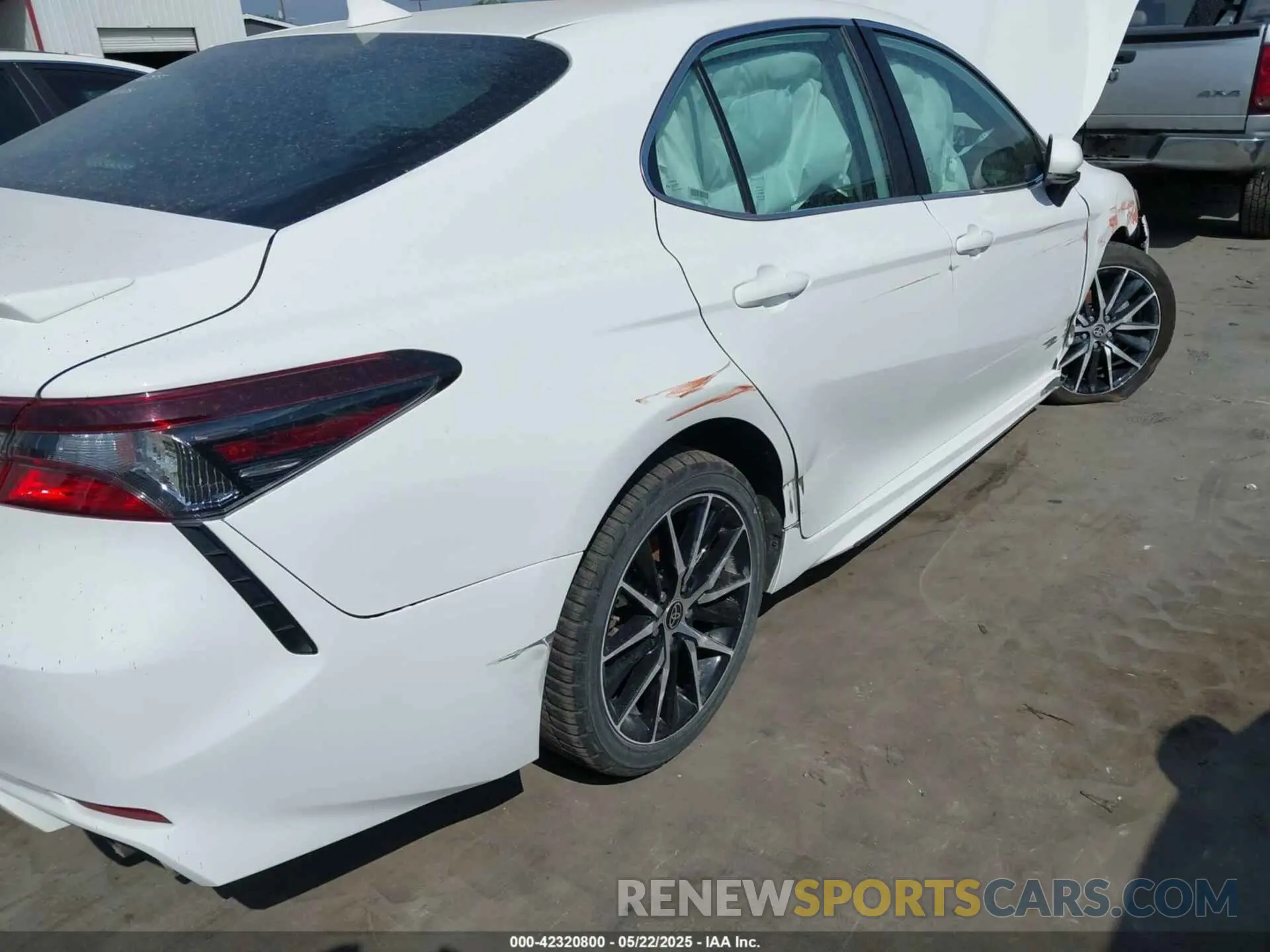 19 Photograph of a damaged car 4T1G11AK4RU909300 TOYOTA CAMRY 2024
