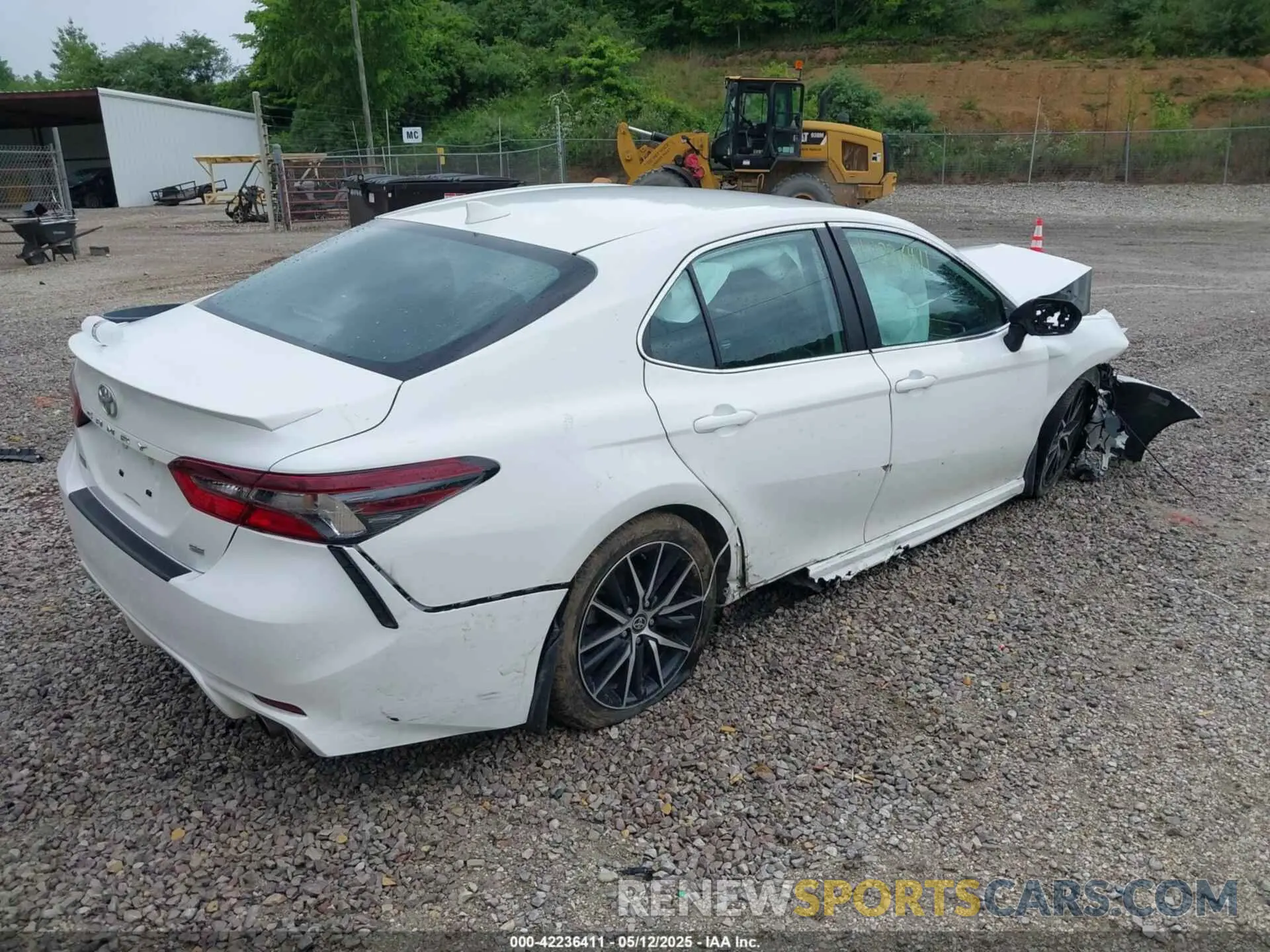 4 Photograph of a damaged car 4T1G11AK5RU212816 TOYOTA CAMRY 2024