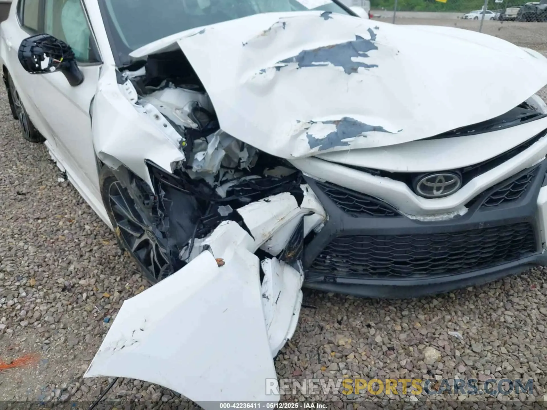 6 Photograph of a damaged car 4T1G11AK5RU212816 TOYOTA CAMRY 2024