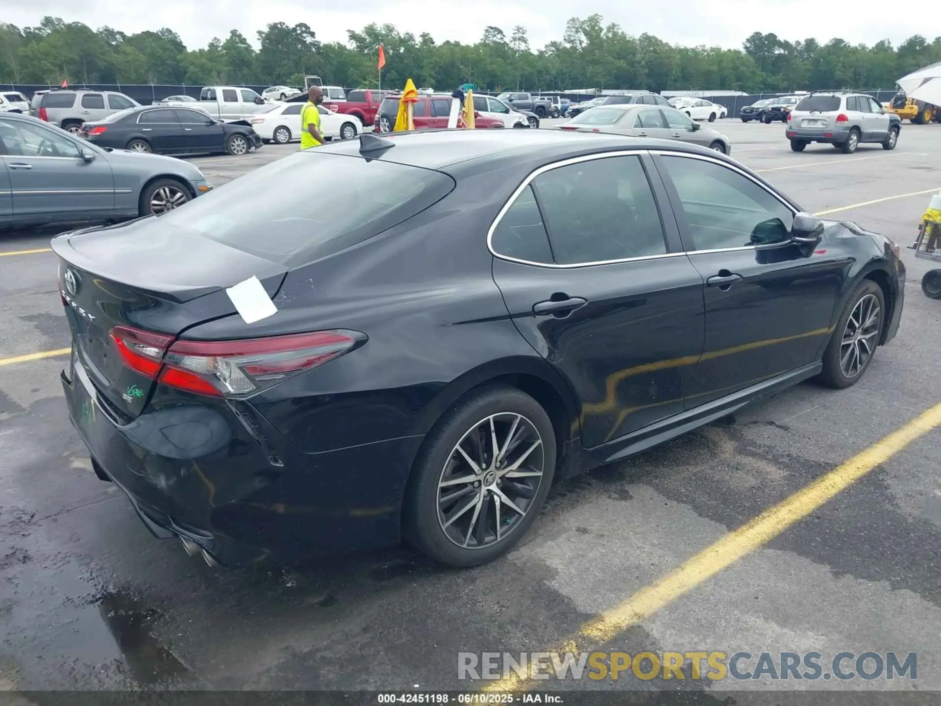 4 Photograph of a damaged car 4T1G11AK5RU238459 TOYOTA CAMRY 2024