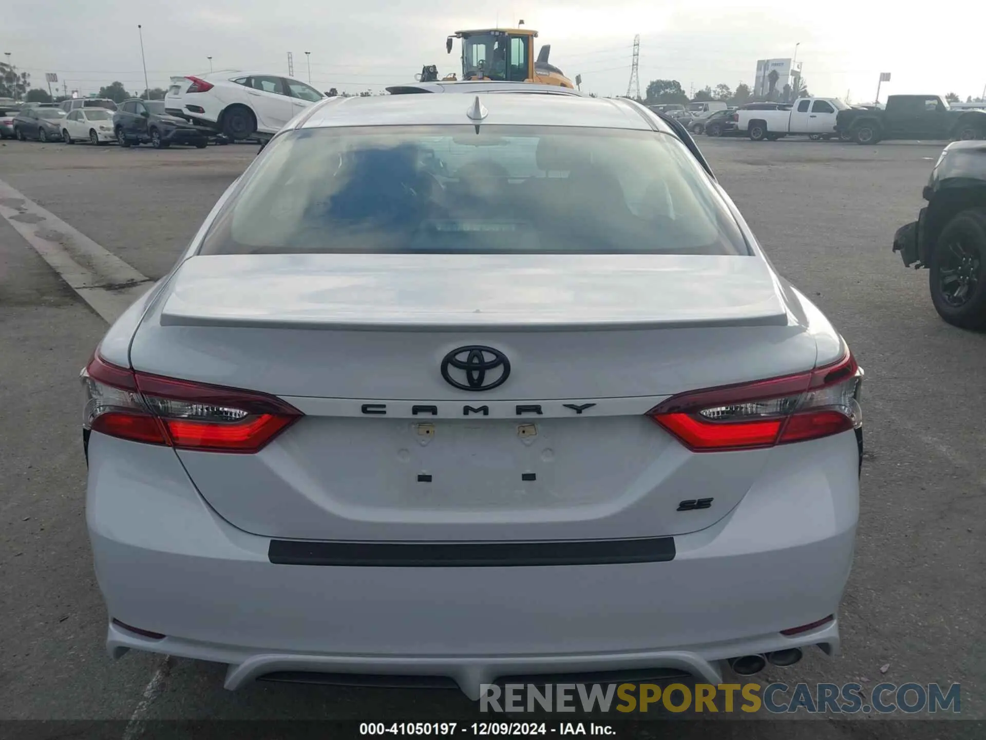 16 Photograph of a damaged car 4T1G11AK5RU265791 TOYOTA CAMRY 2024