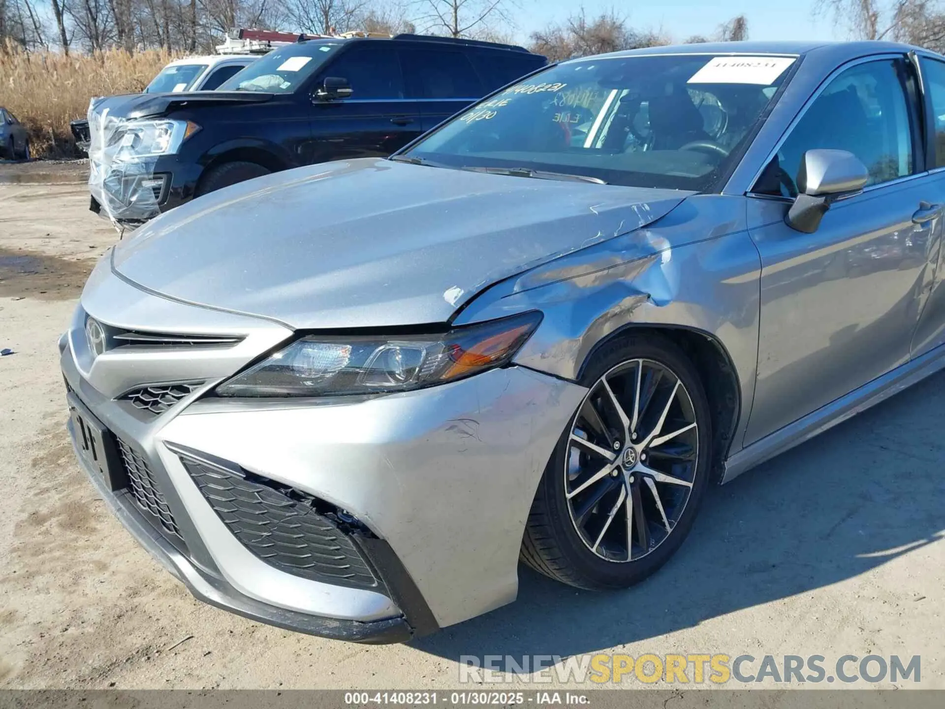 6 Photograph of a damaged car 4T1G11AK5RU846417 TOYOTA CAMRY 2024