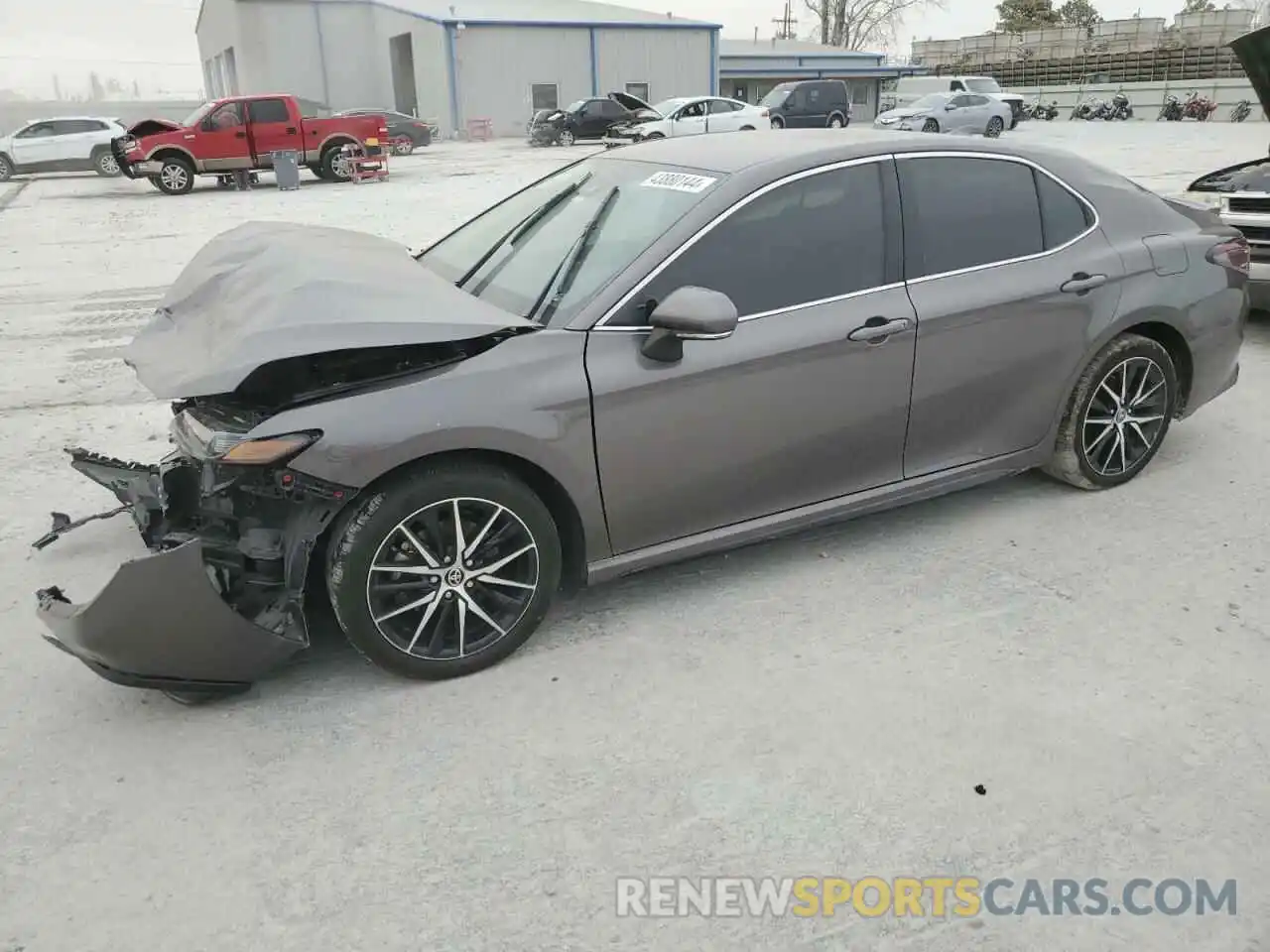 1 Photograph of a damaged car 4T1G11AK5RU867610 TOYOTA CAMRY 2024