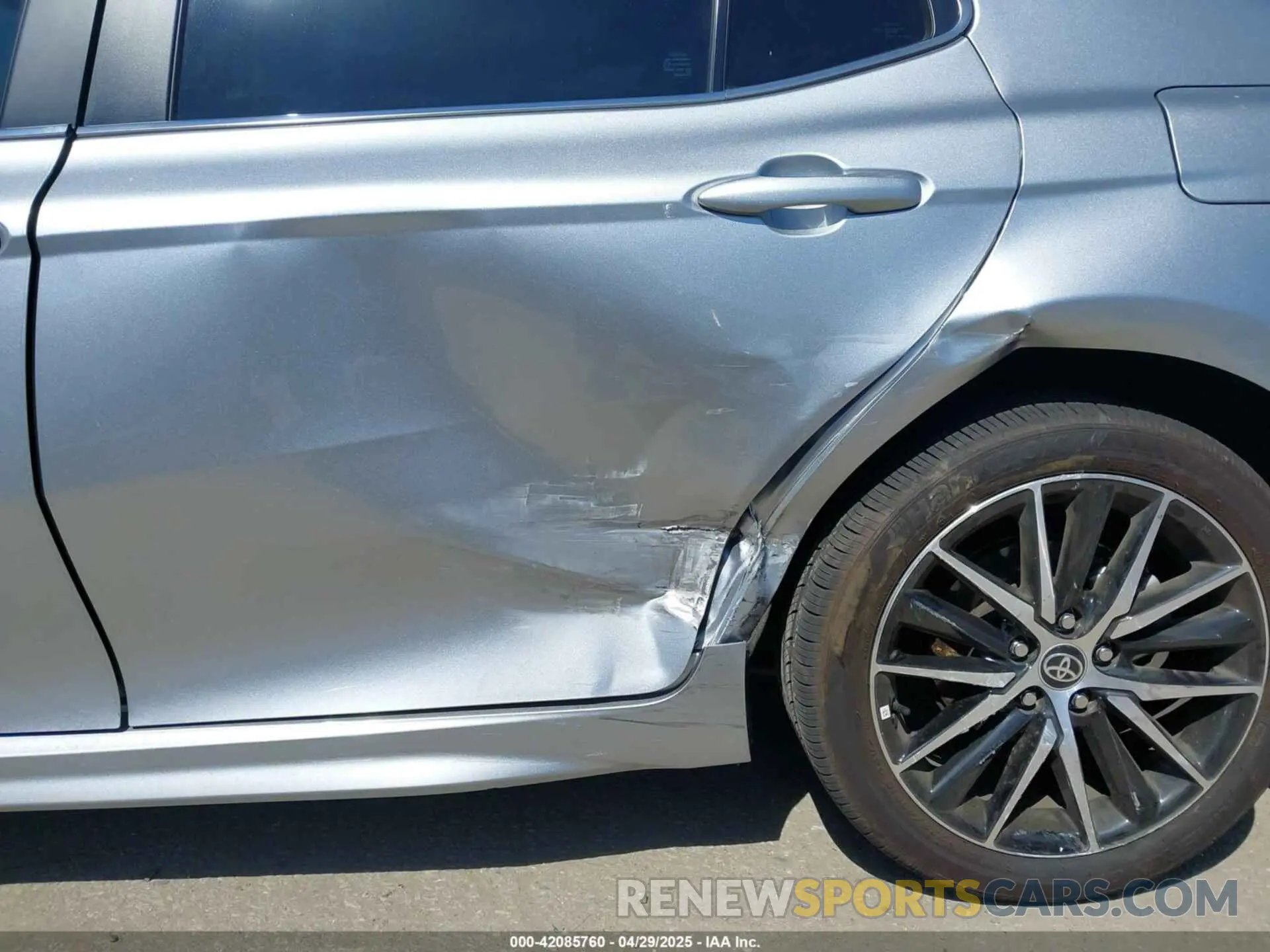 6 Photograph of a damaged car 4T1G11AK5RU902758 TOYOTA CAMRY 2024