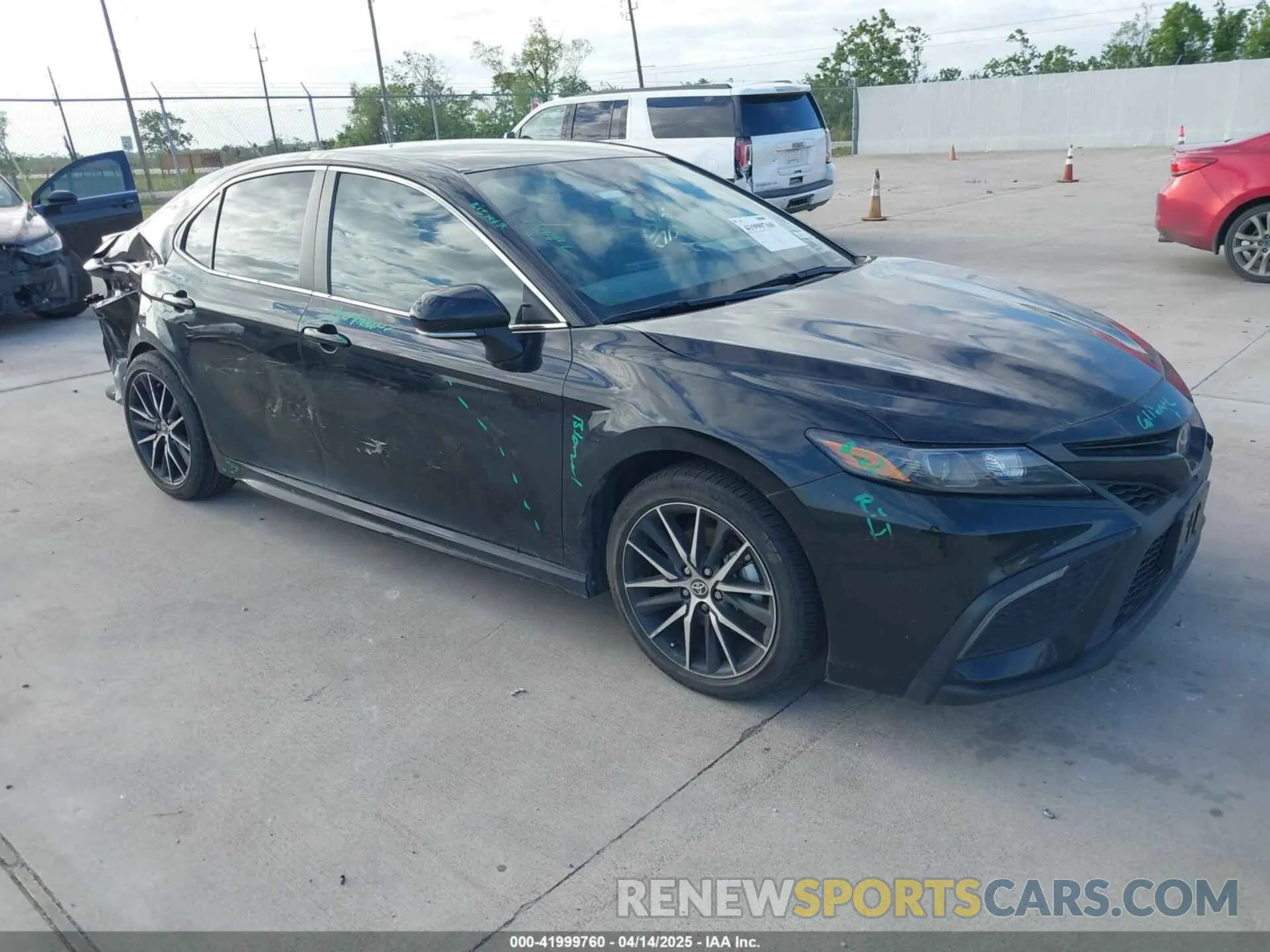 1 Photograph of a damaged car 4T1G11AK5RU921343 TOYOTA CAMRY 2024