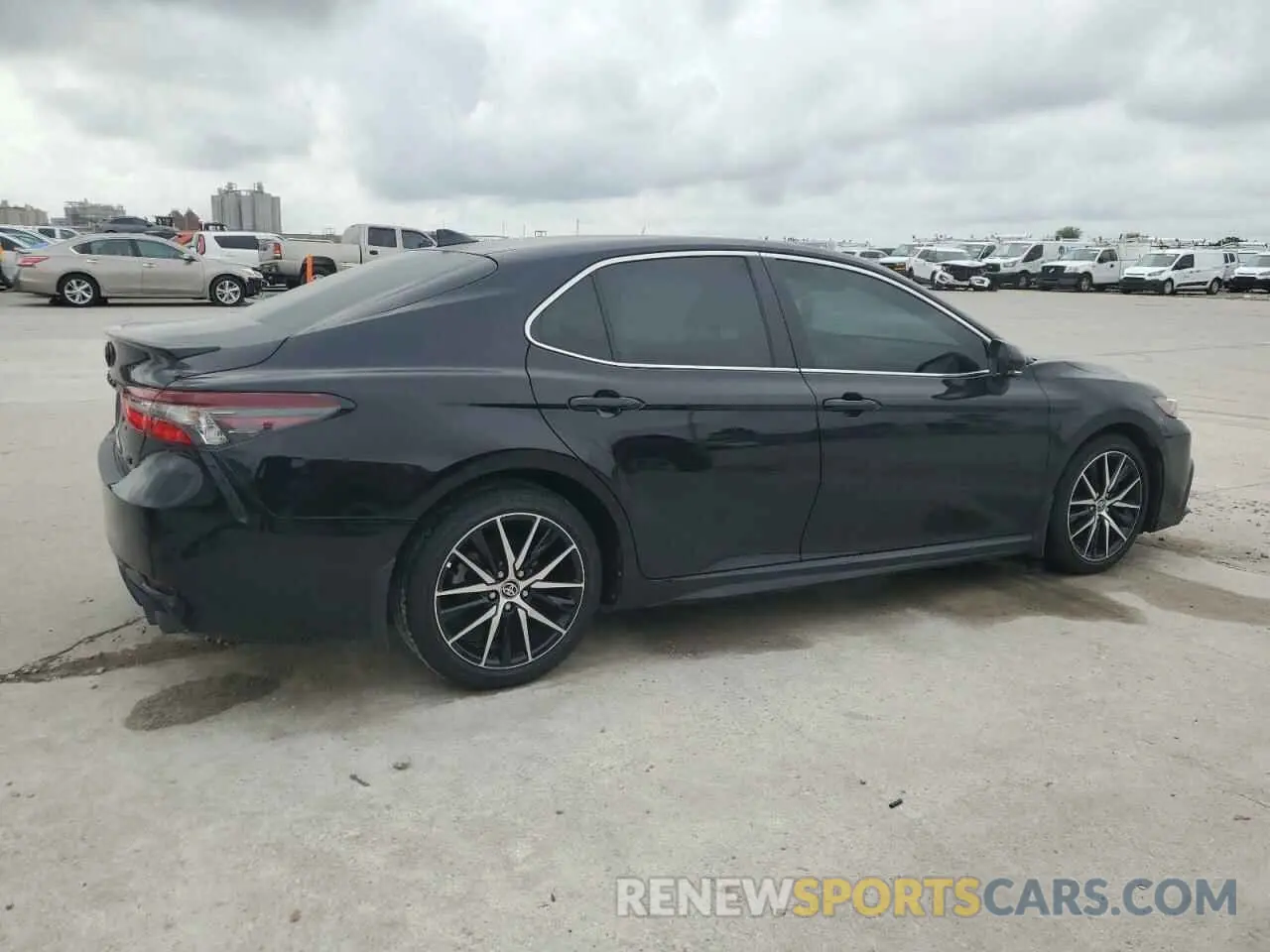 3 Photograph of a damaged car 4T1G11AK6RU190521 TOYOTA CAMRY 2024