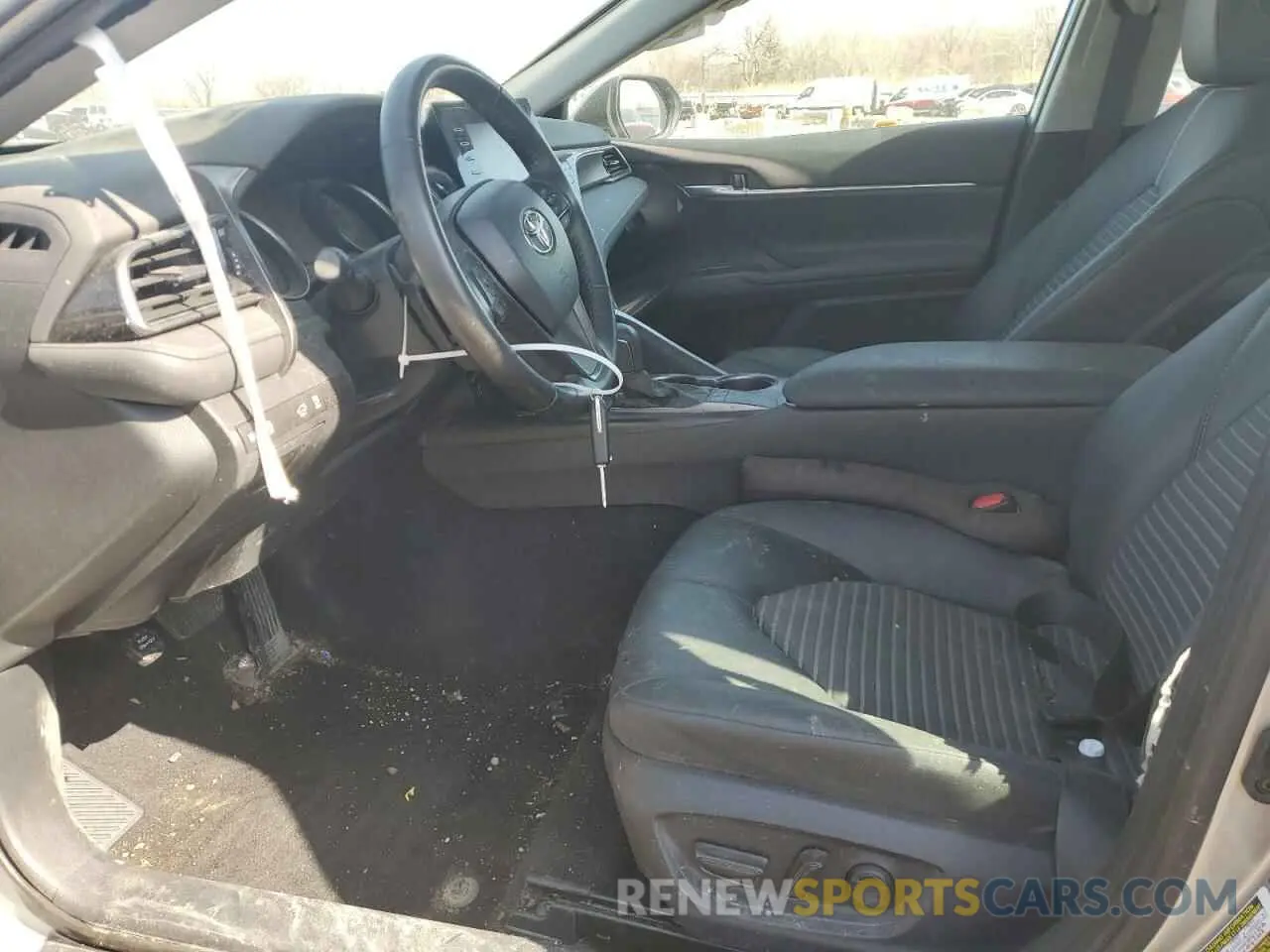7 Photograph of a damaged car 4T1G11AK6RU200125 TOYOTA CAMRY 2024