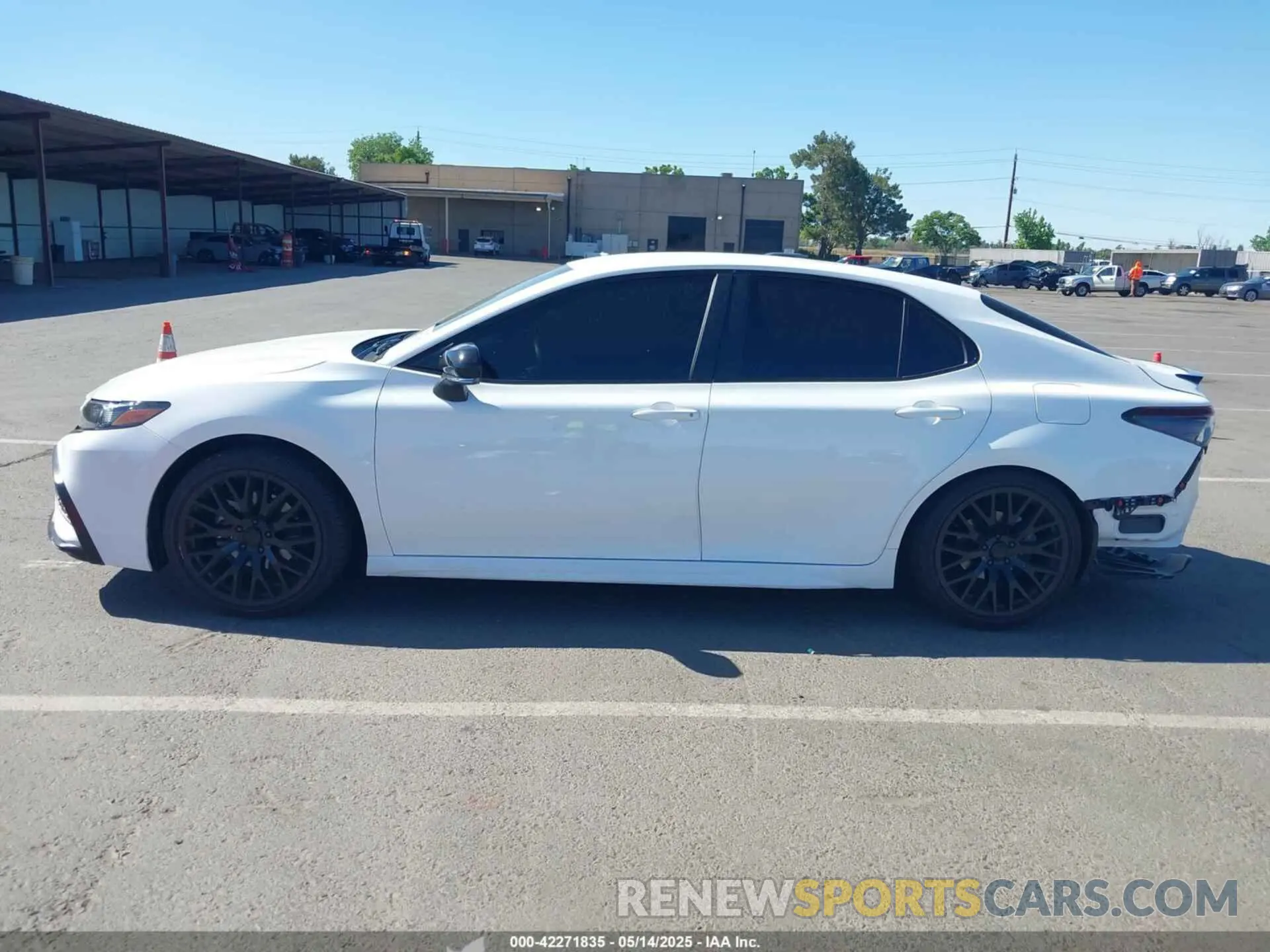 15 Photograph of a damaged car 4T1G11AK6RU228488 TOYOTA CAMRY 2024