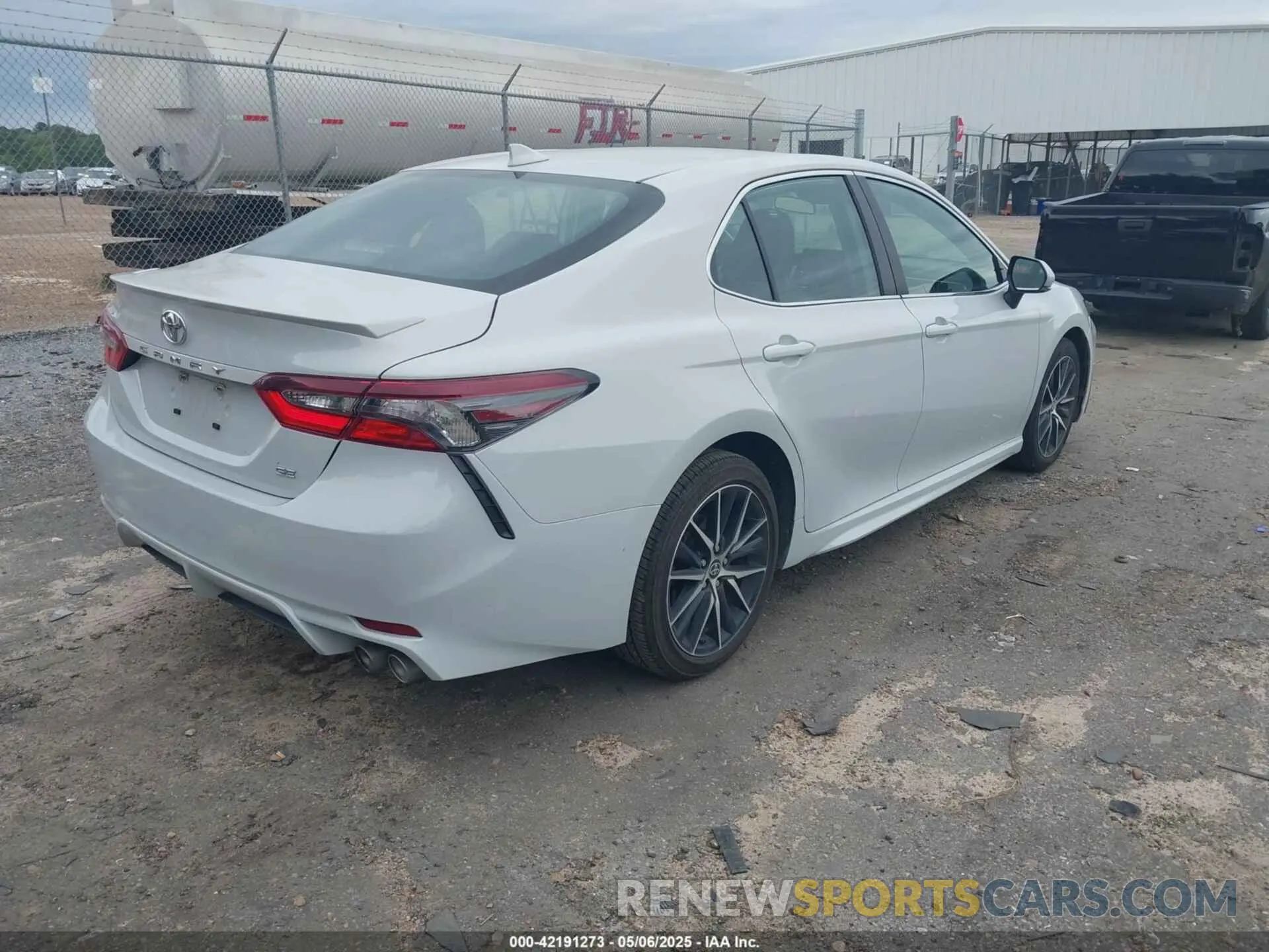 4 Photograph of a damaged car 4T1G11AK6RU231326 TOYOTA CAMRY 2024