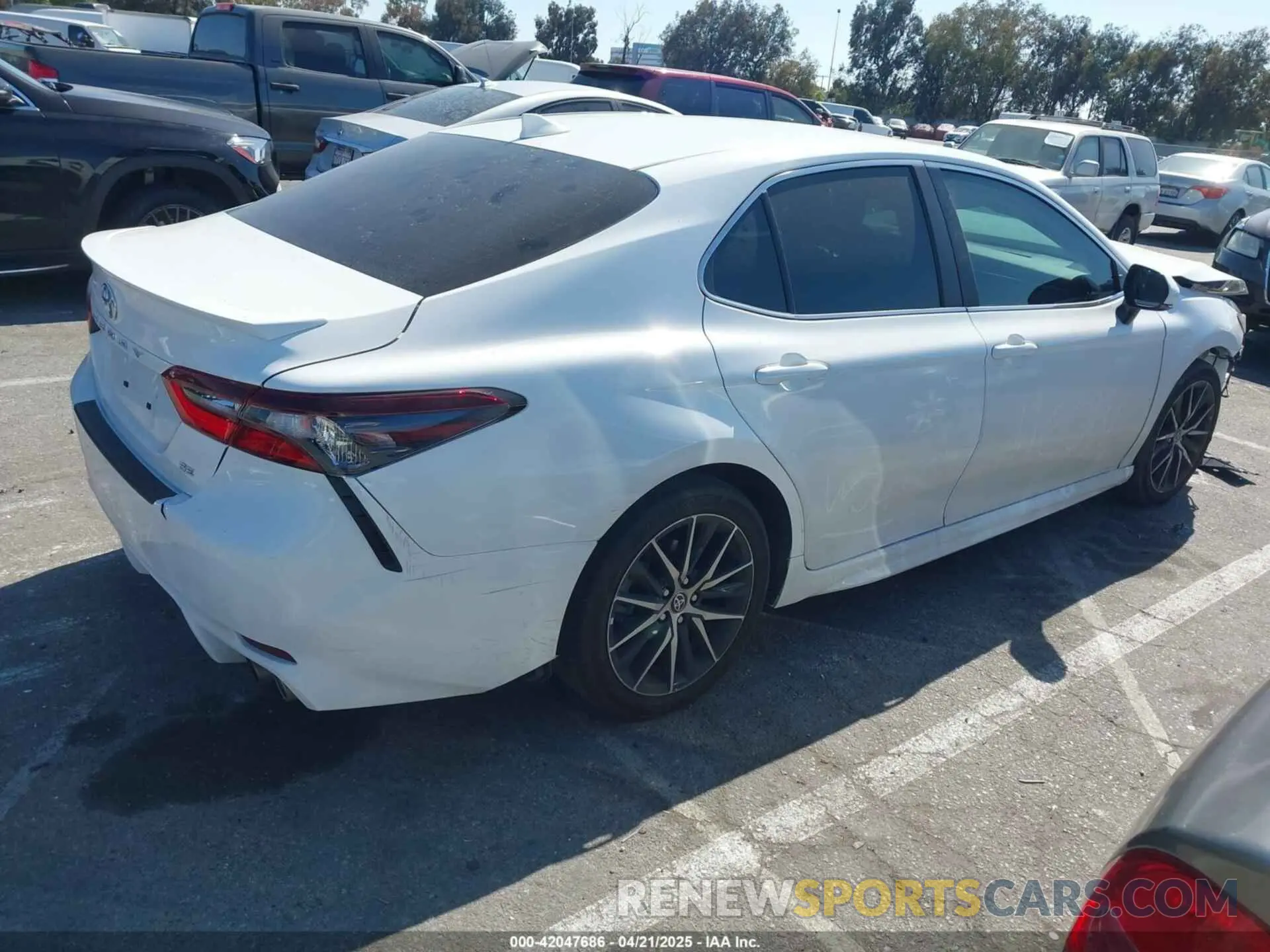 4 Photograph of a damaged car 4T1G11AK7RU861789 TOYOTA CAMRY 2024