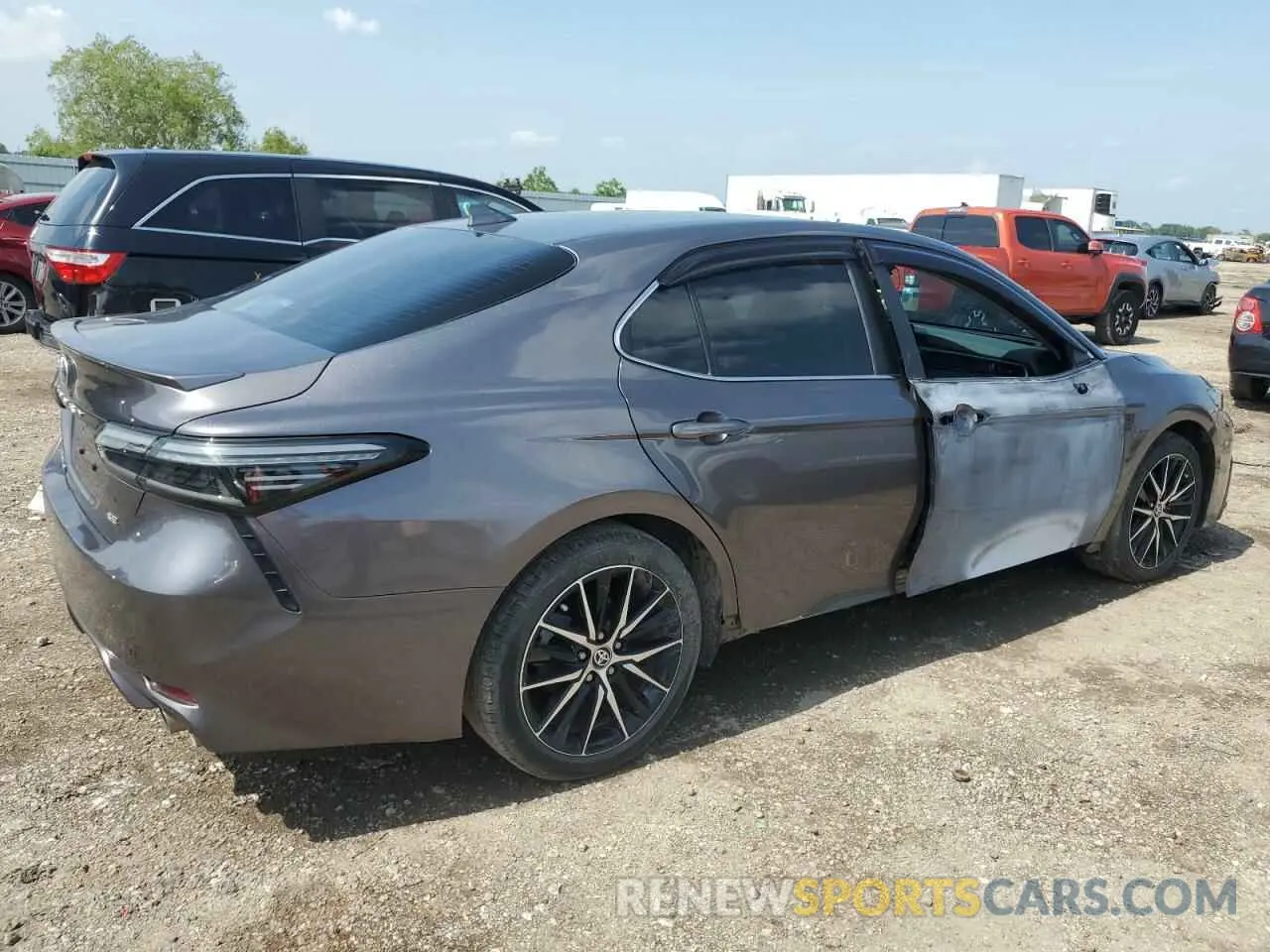 3 Photograph of a damaged car 4T1G11AK8RU851367 TOYOTA CAMRY 2024