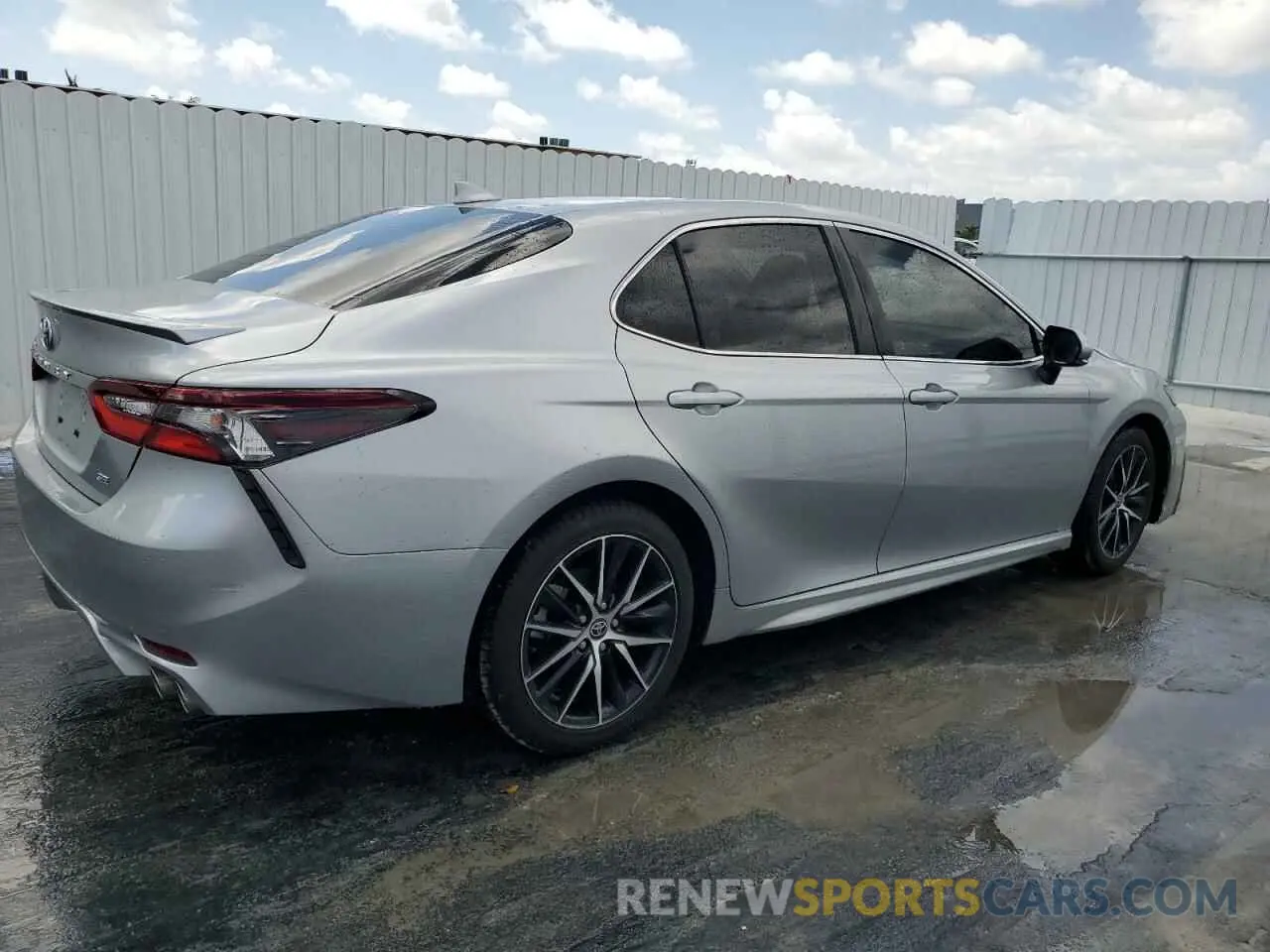 3 Photograph of a damaged car 4T1G11AK8RU885910 TOYOTA CAMRY 2024