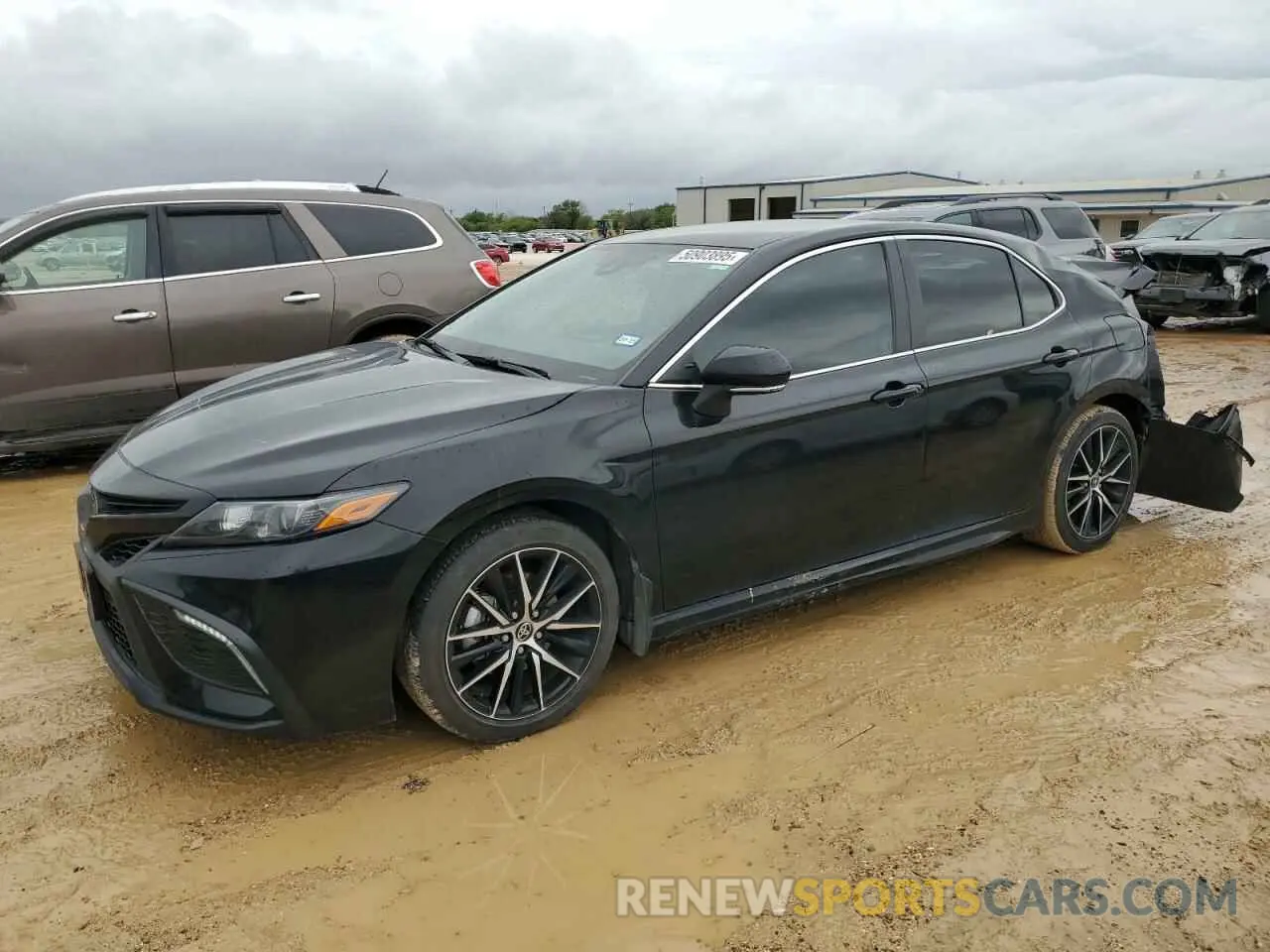 1 Photograph of a damaged car 4T1G11AK9RU189542 TOYOTA CAMRY 2024