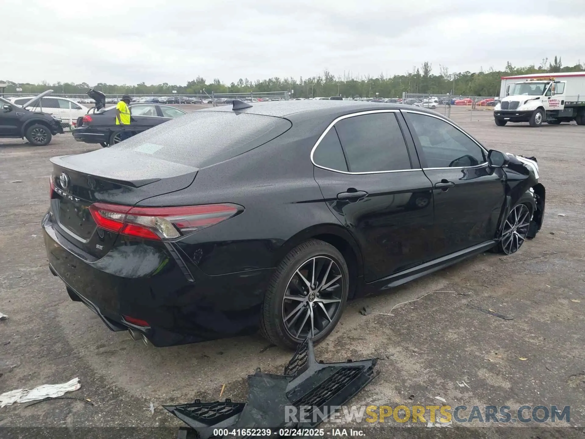 4 Photograph of a damaged car 4T1G11AK9RU236794 TOYOTA CAMRY 2024