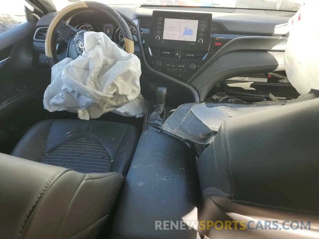 8 Photograph of a damaged car 4T1G11AK9RU253031 TOYOTA CAMRY 2024