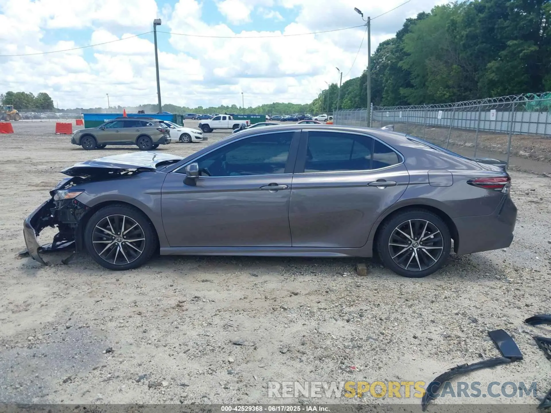 15 Photograph of a damaged car 4T1G11AK9RU849904 TOYOTA CAMRY 2024
