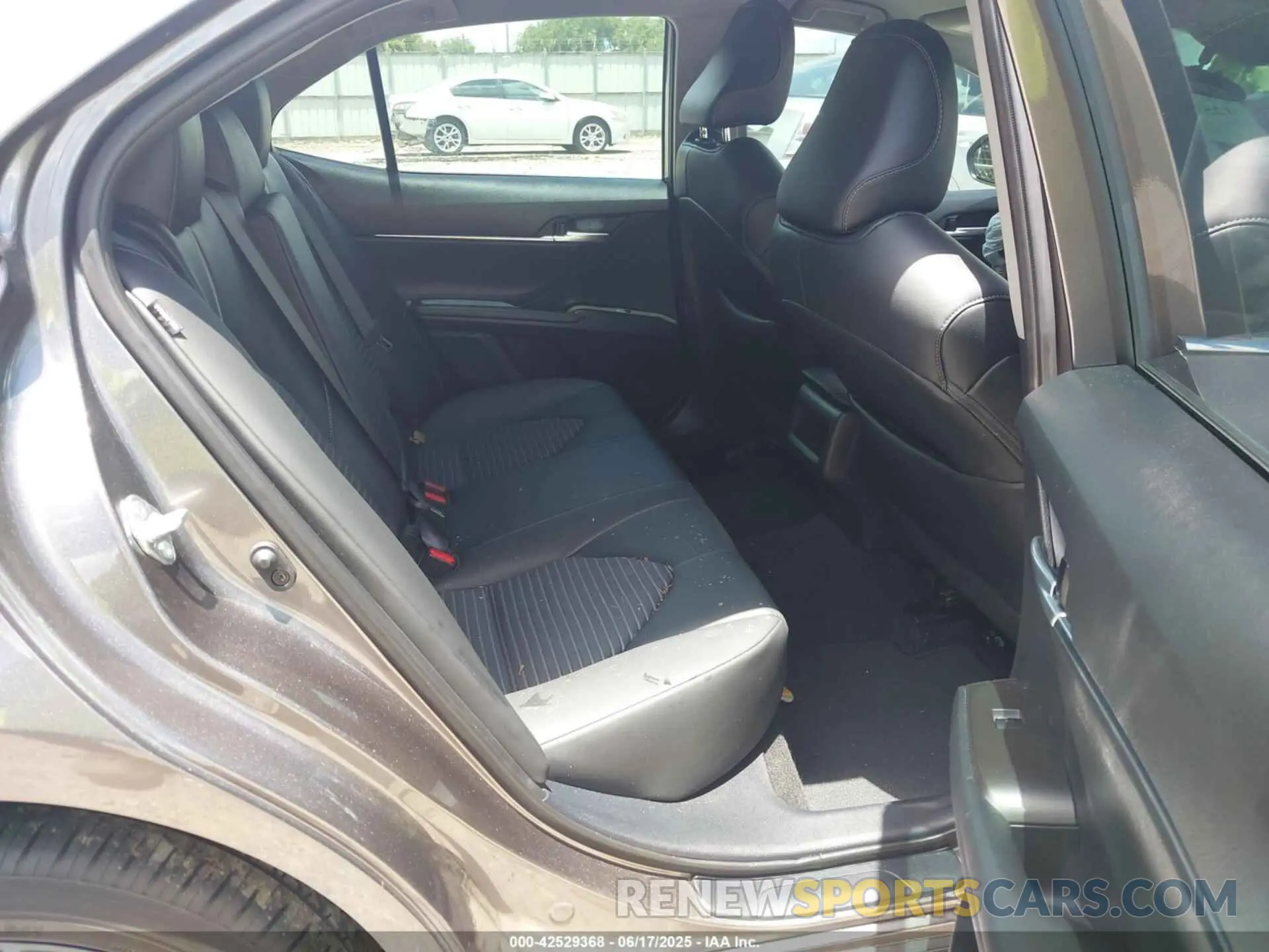 8 Photograph of a damaged car 4T1G11AK9RU849904 TOYOTA CAMRY 2024