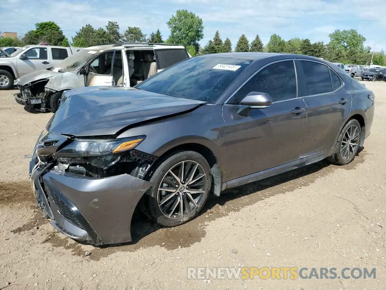 1 Photograph of a damaged car 4T1G11AK9RU896544 TOYOTA CAMRY 2024