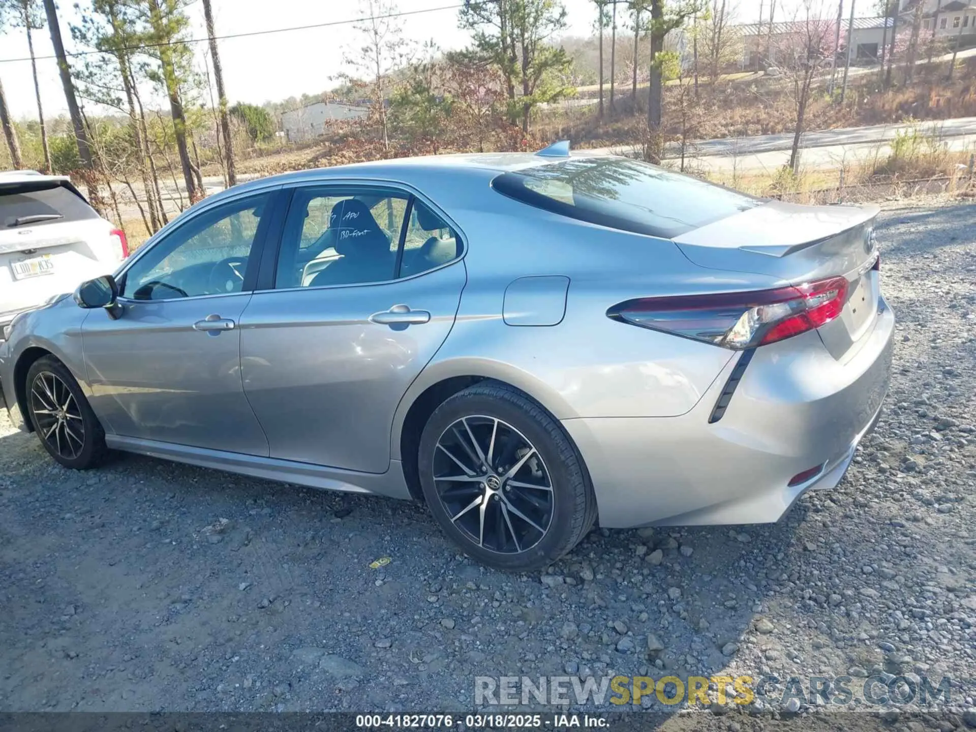 14 Photograph of a damaged car 4T1G11AK9RU911091 TOYOTA CAMRY 2024