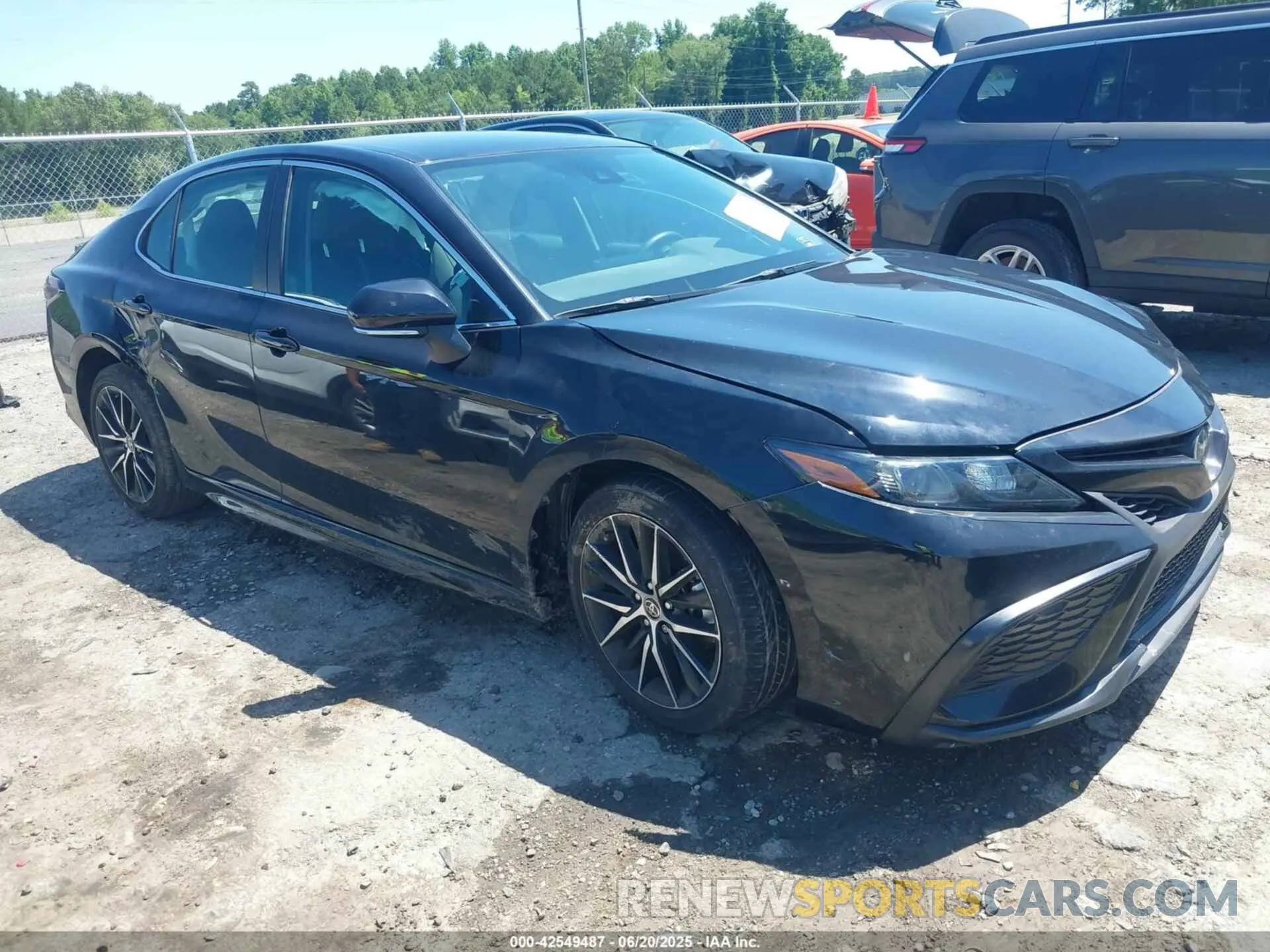 1 Photograph of a damaged car 4T1G11AKXRU213511 TOYOTA CAMRY 2024