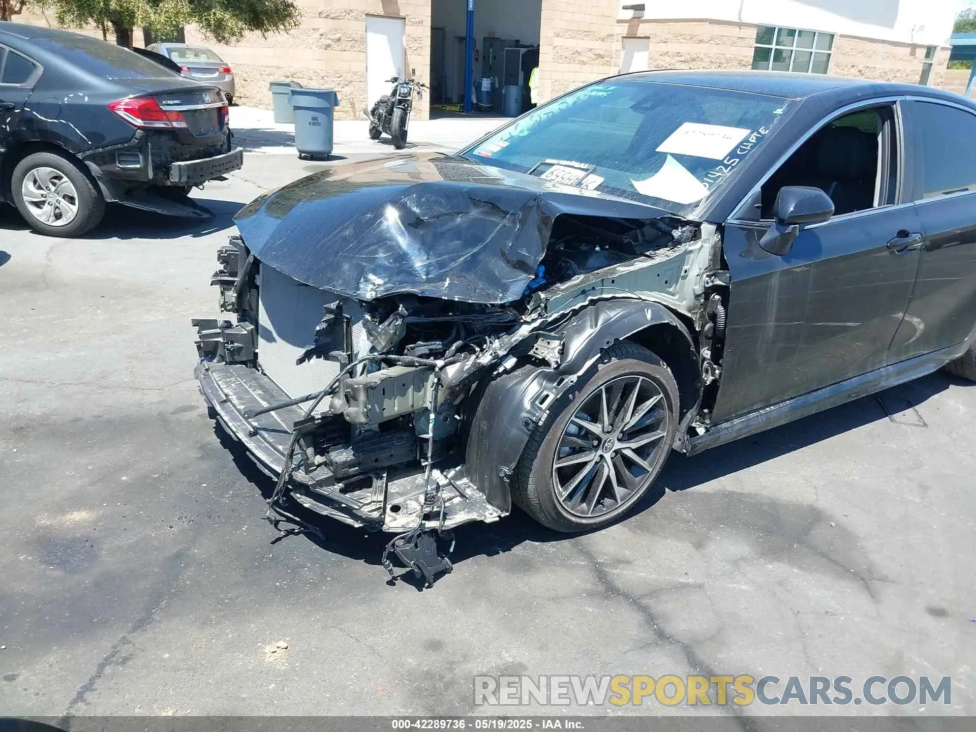 6 Photograph of a damaged car 4T1G11AKXRU260733 TOYOTA CAMRY 2024