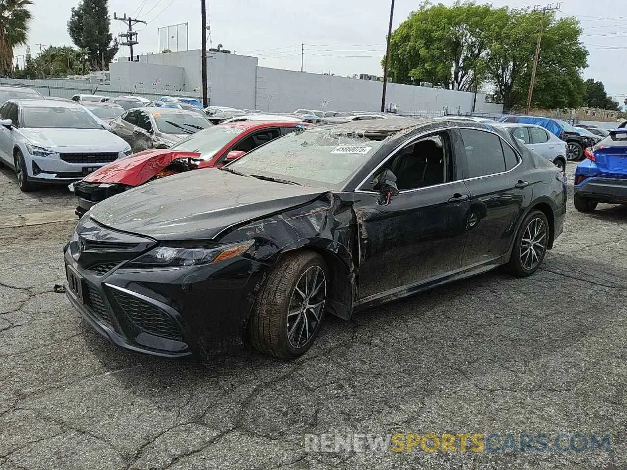 1 Photograph of a damaged car 4T1G11AKXRU850138 TOYOTA CAMRY 2024
