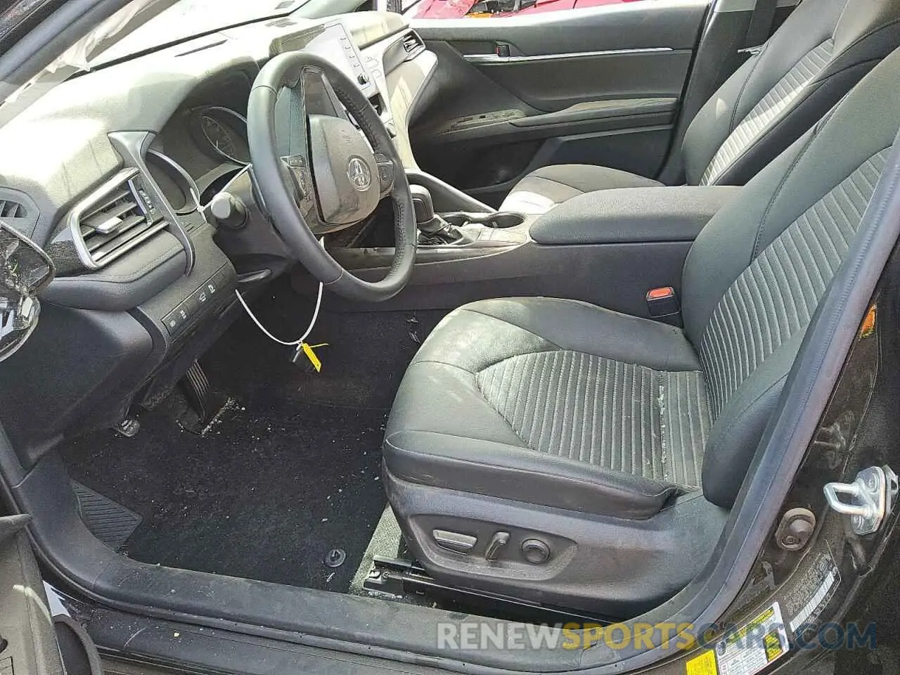 7 Photograph of a damaged car 4T1G11AKXRU850138 TOYOTA CAMRY 2024