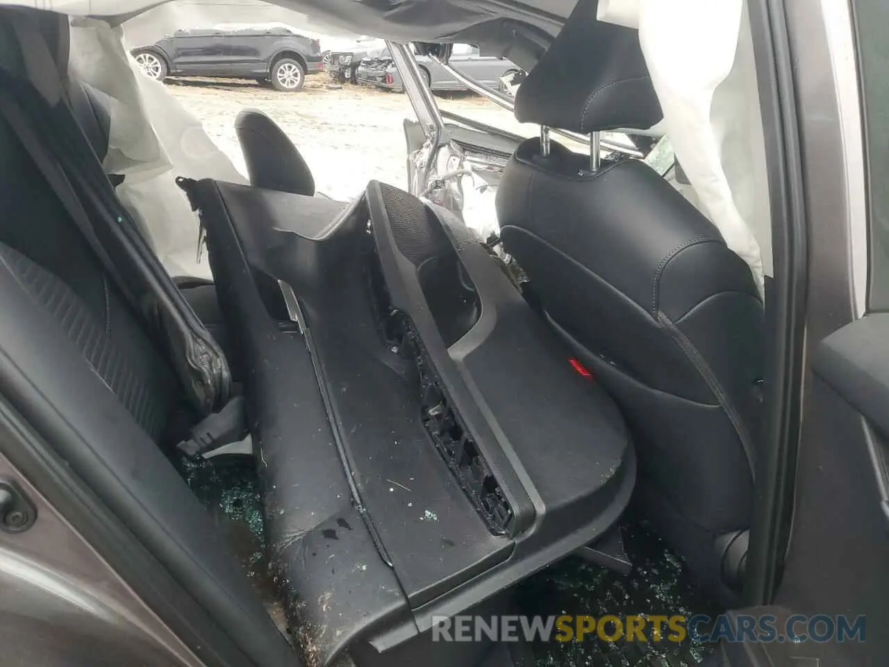 10 Photograph of a damaged car 4T1G11BK0RU115313 TOYOTA CAMRY 2024