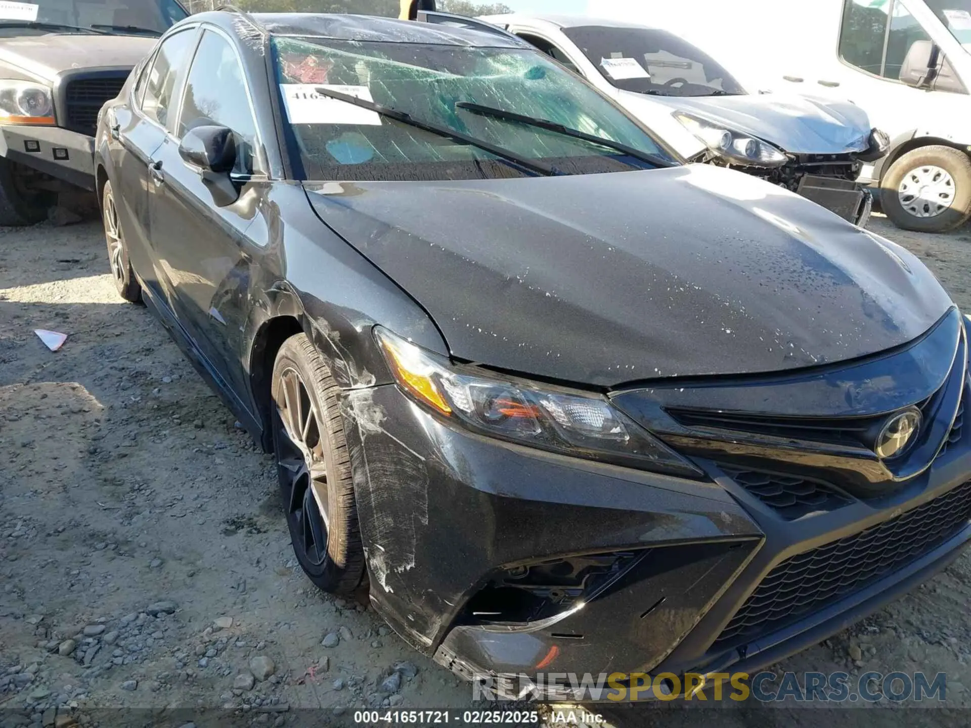 1 Photograph of a damaged car 4T1G11BK3RU109361 TOYOTA CAMRY 2024