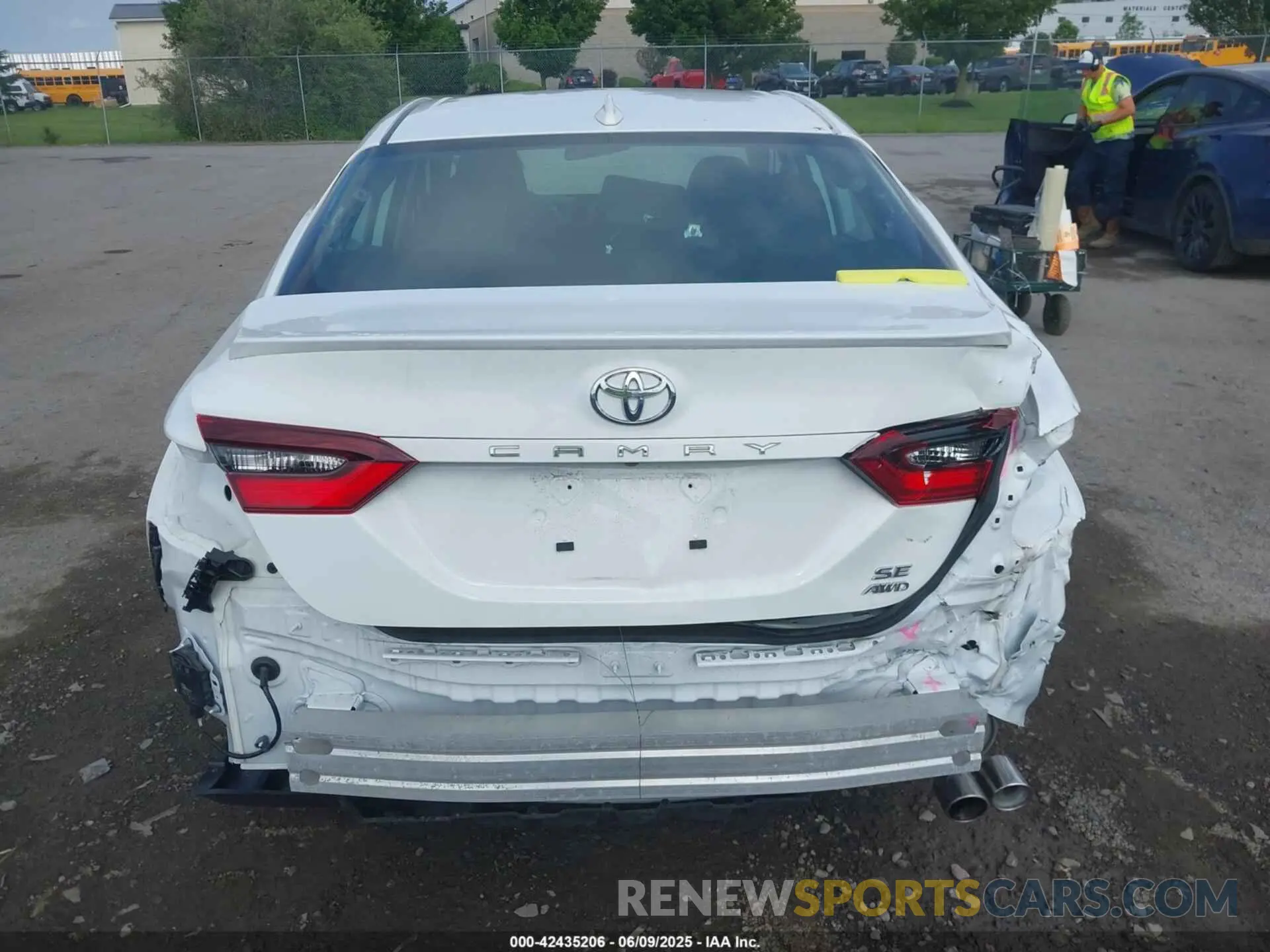 17 Photograph of a damaged car 4T1G11BK4RU125651 TOYOTA CAMRY 2024