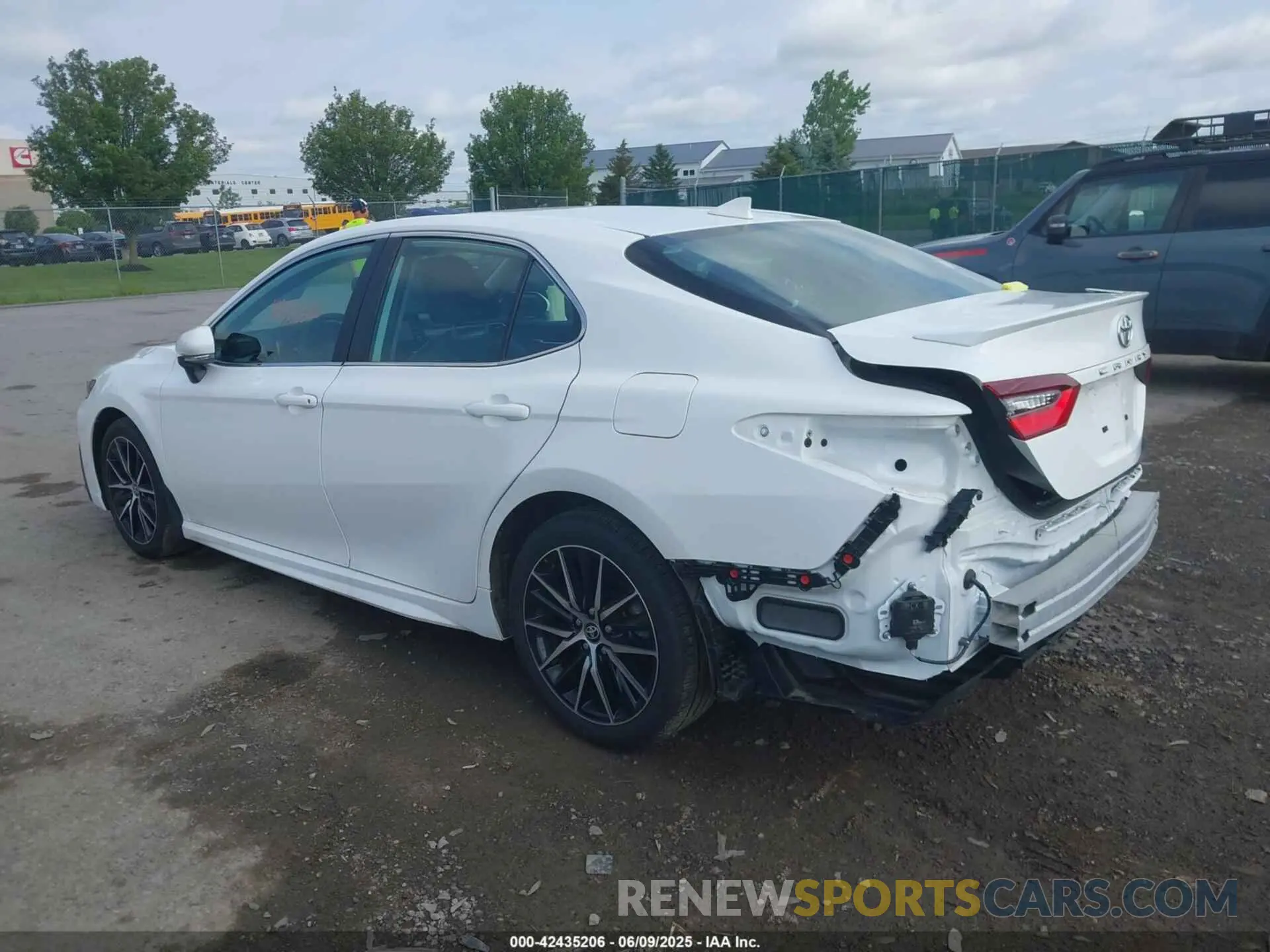 3 Photograph of a damaged car 4T1G11BK4RU125651 TOYOTA CAMRY 2024